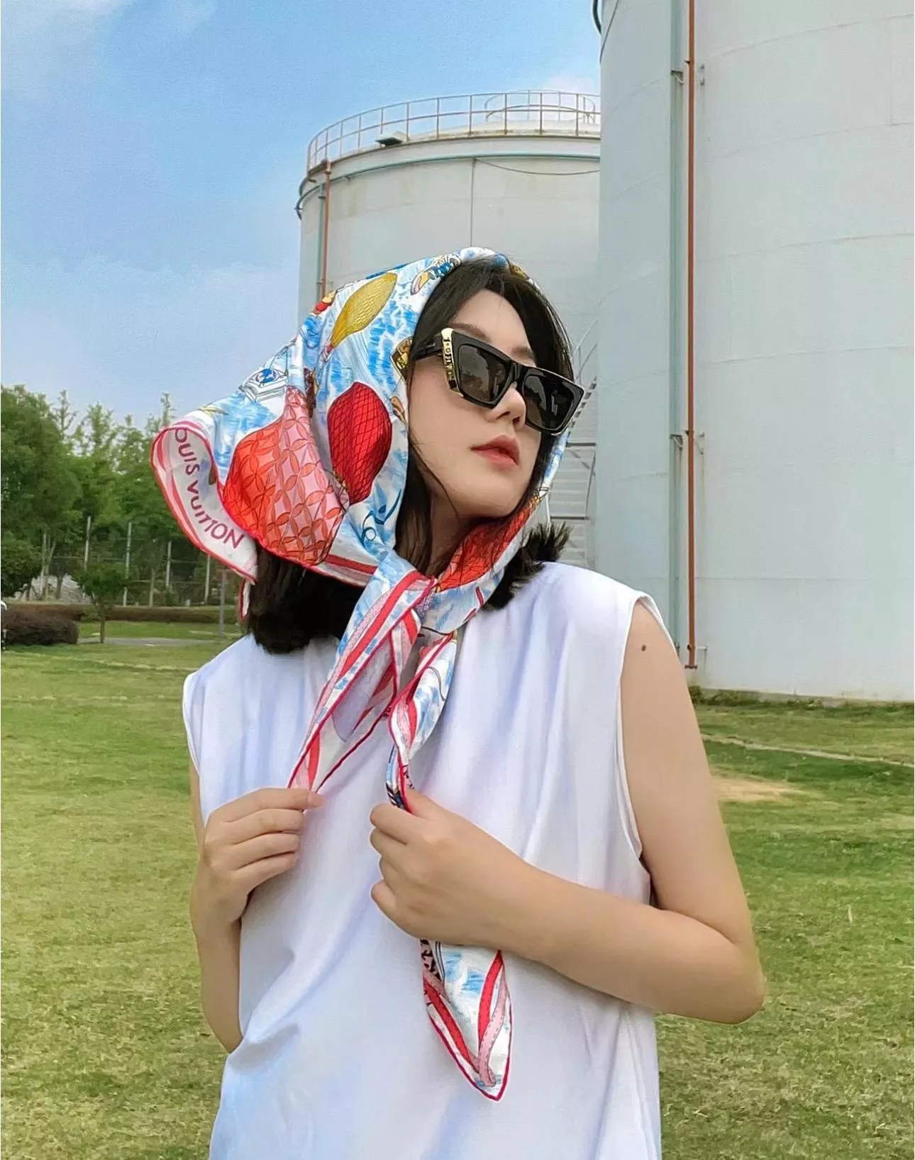 Up and Away 90真絲方巾｜熱氣球旅行印花絲巾｜90×90cm