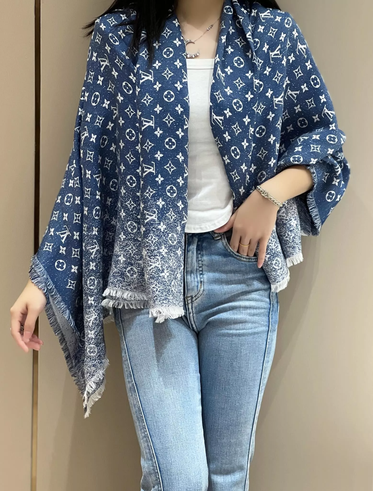 M77461 漸變牛仔披肩｜星空雙面色圍巾｜140×140cm