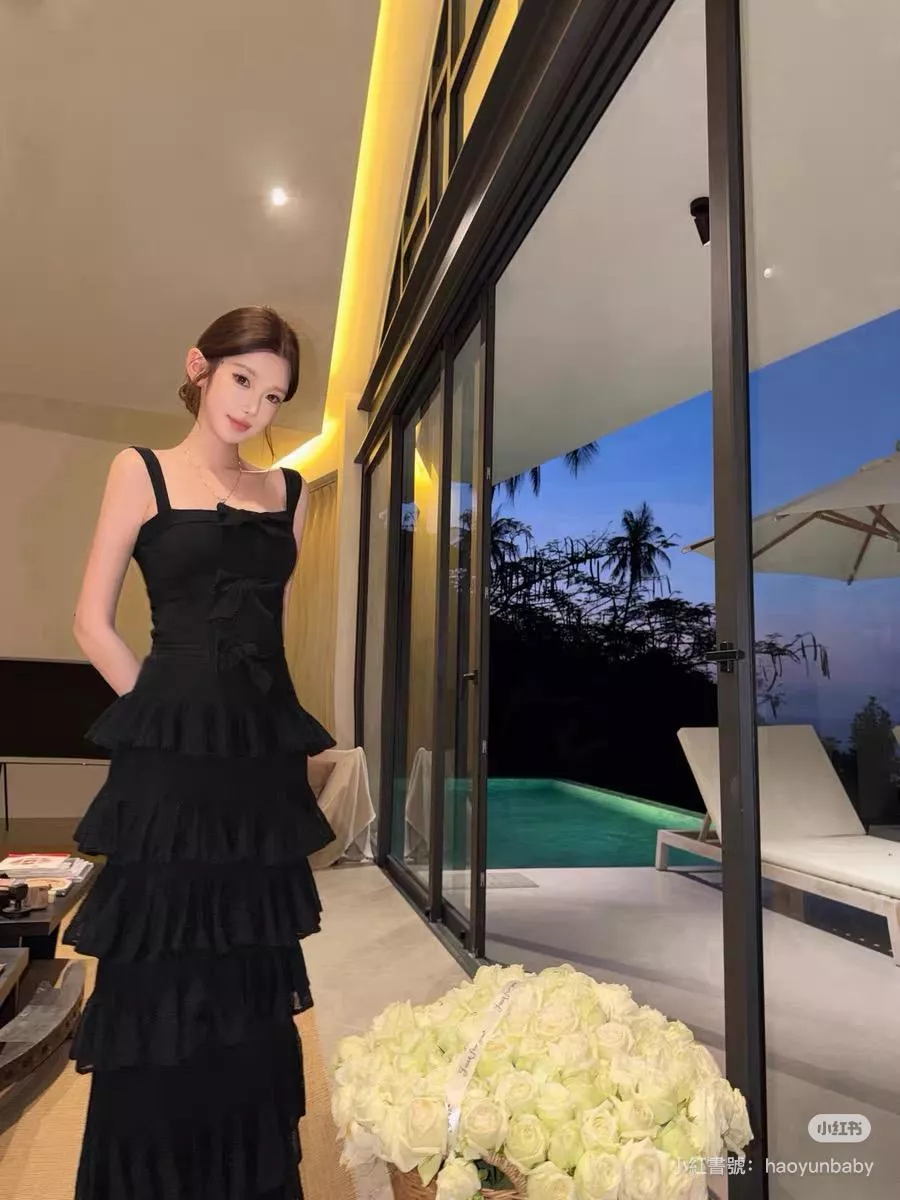 CHANEL 25K 層次蛋糕長洋裝｜蝴蝶結吊帶設計｜浪漫層疊裙擺｜36／38／40