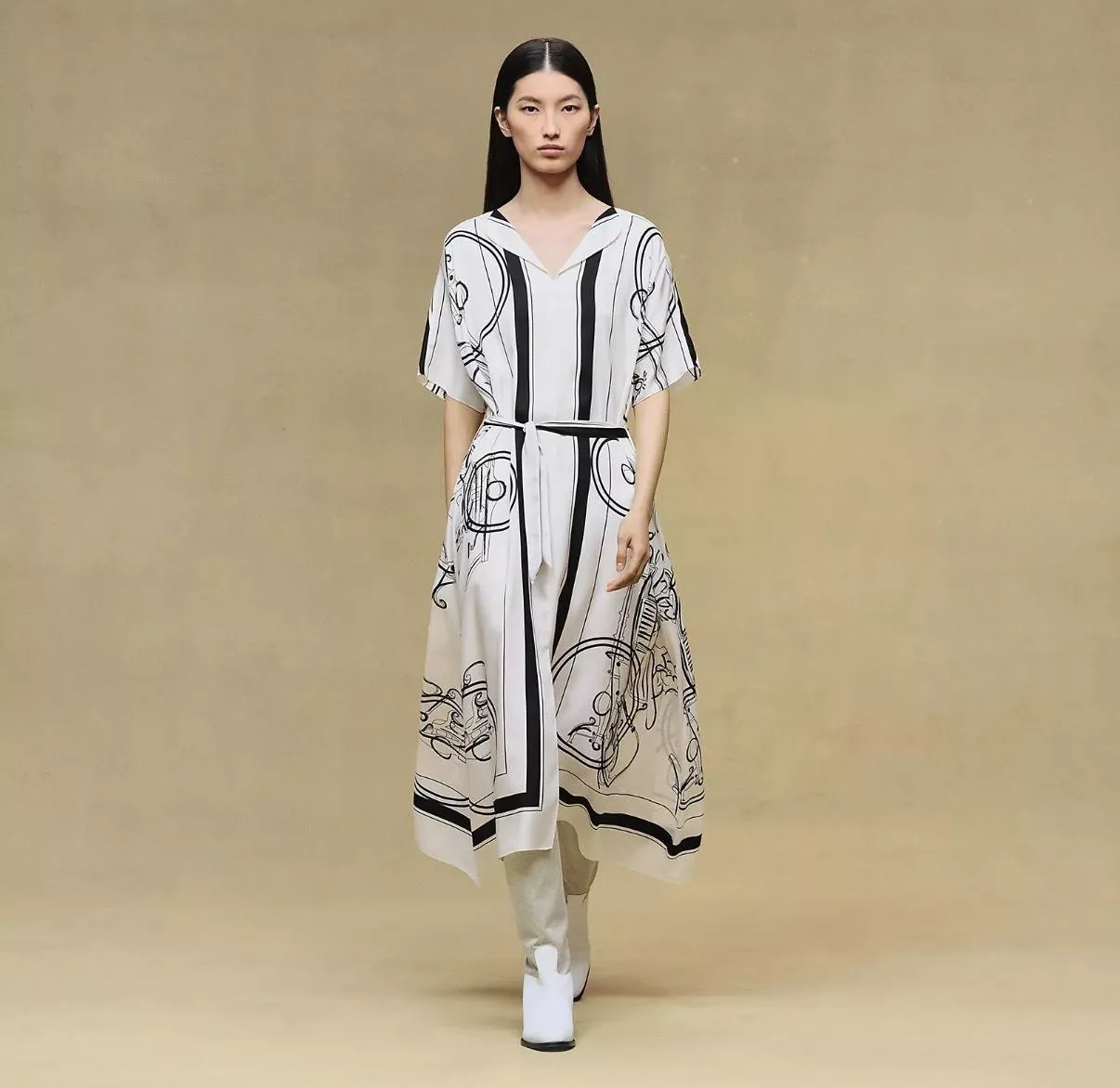 Hermes 鎖鏈印花真絲V領腰帶連衣裙｜定位印花真絲長裙 36 / 38 / 40 / 42