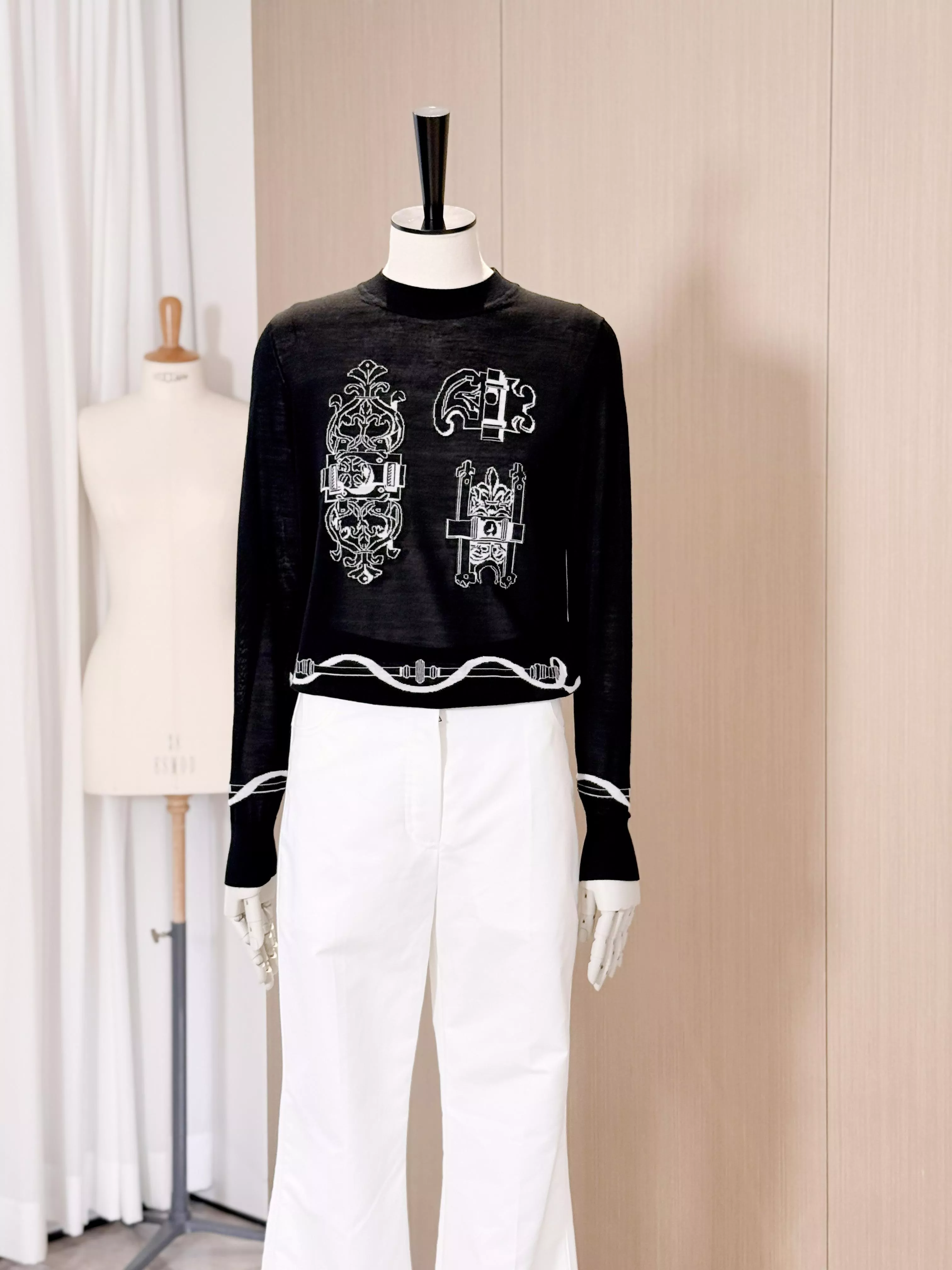 Hermes 黑白鎖頭圖騰羊毛針織上衣｜巴洛克圖騰長袖針織衫 36 / 38 / 40 / 42