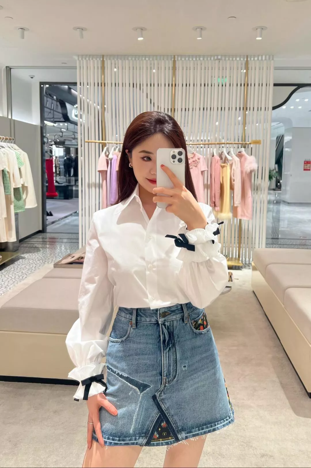 Valentino 蝴蝶結袖口翻領白襯衫｜氣質百搭款｜36／38／40／42