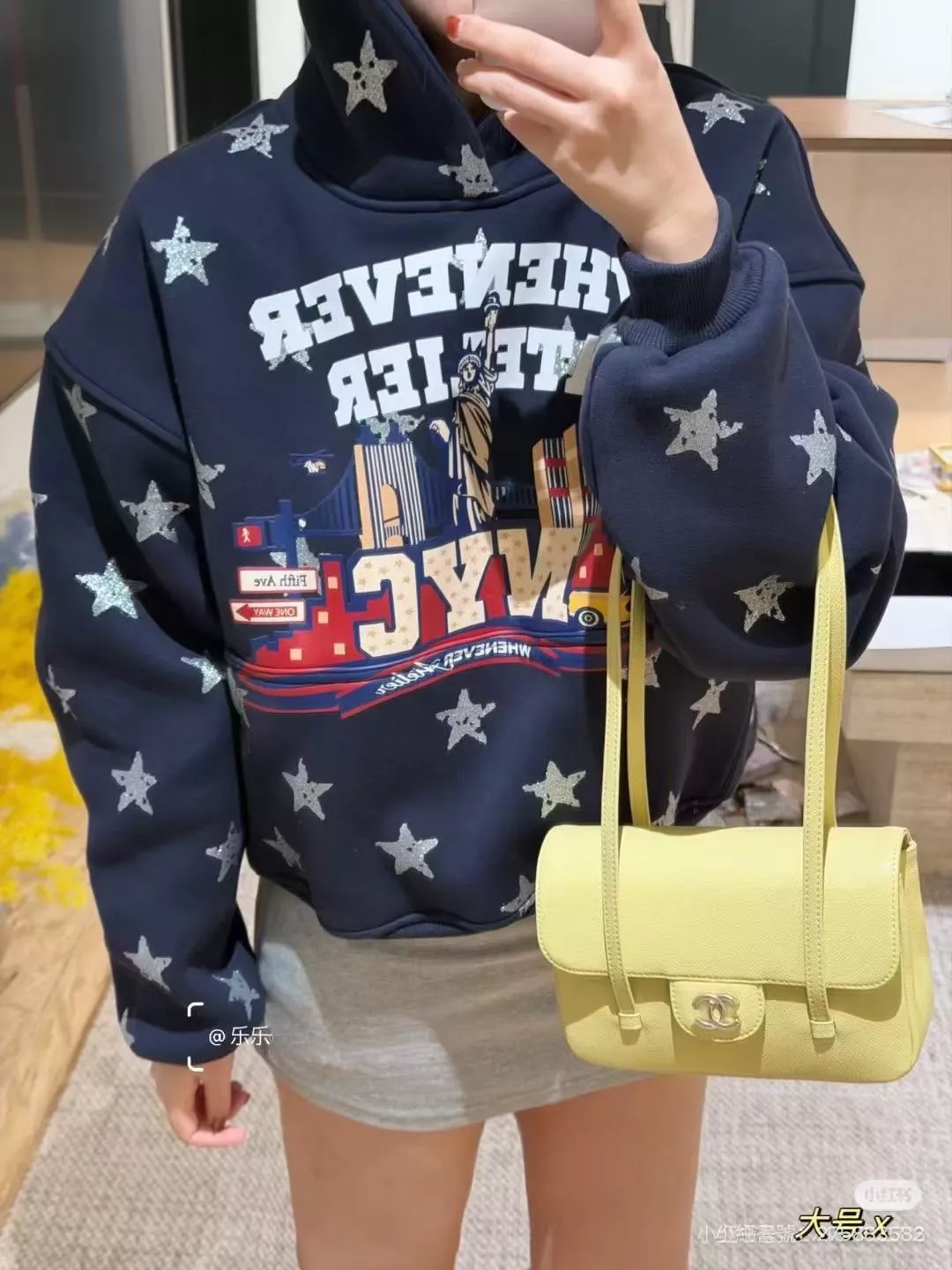 Preppy Coco 小號手拿包 肩背包｜魚子醬皮革 小雞黃/金釦 22cm