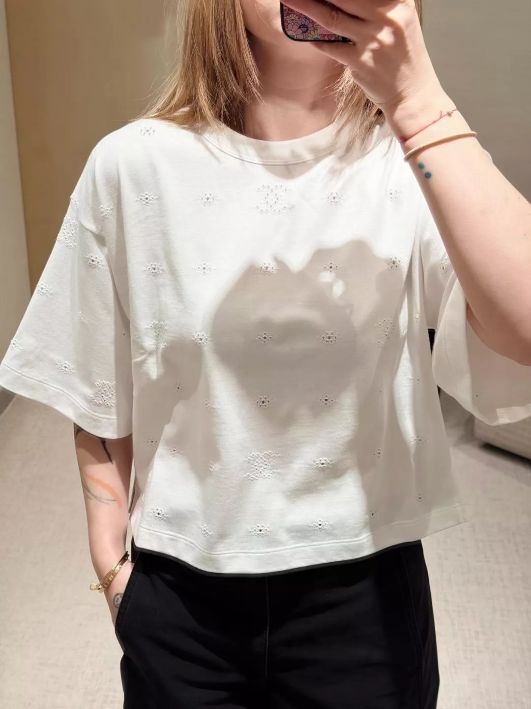 CHANEL 打孔刺繡寬鬆短版上衣｜蝙蝠袖設計｜S／M／L