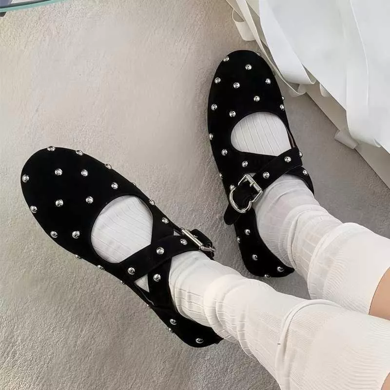 交叉綁帶鉚釘芭蕾平底鞋｜麂皮芭蕾舞鞋 女35–41