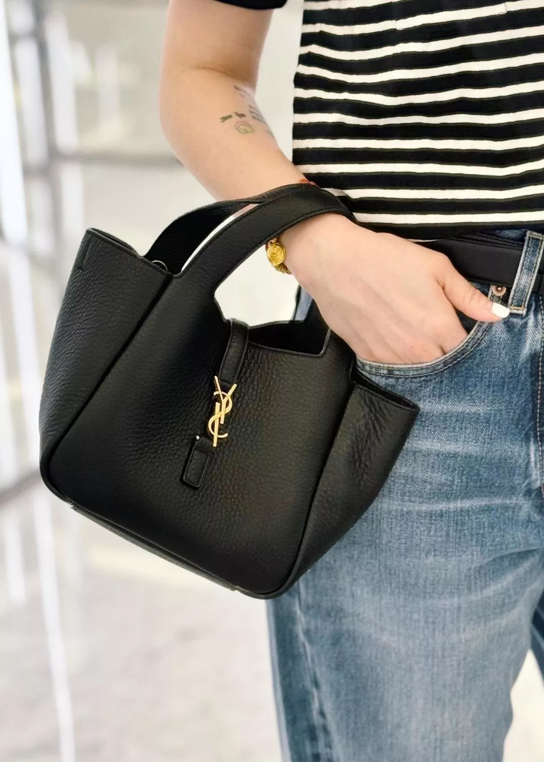 荔枝紋牛皮 黑色｜Baby Bea｜18cm 迷你極簡托特包 可手提與斜挎