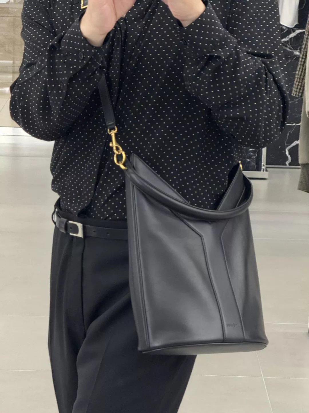 黑色牛皮 Y Bag｜結構設計托特包 水桶包