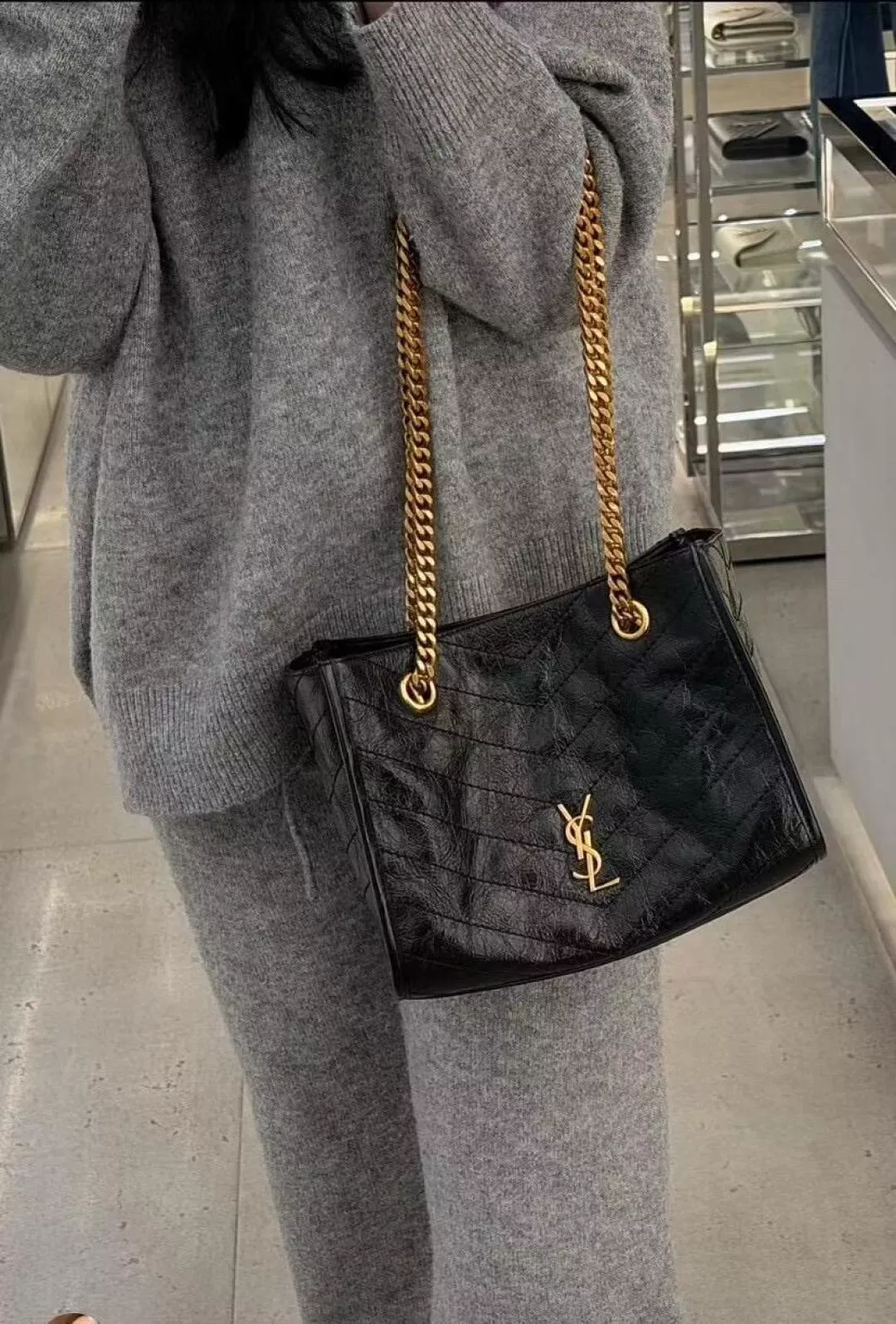 Saint Laurent 黑金色 Niki Shopping Bag 小號｜隨性托特包 25cm 日常通勤包