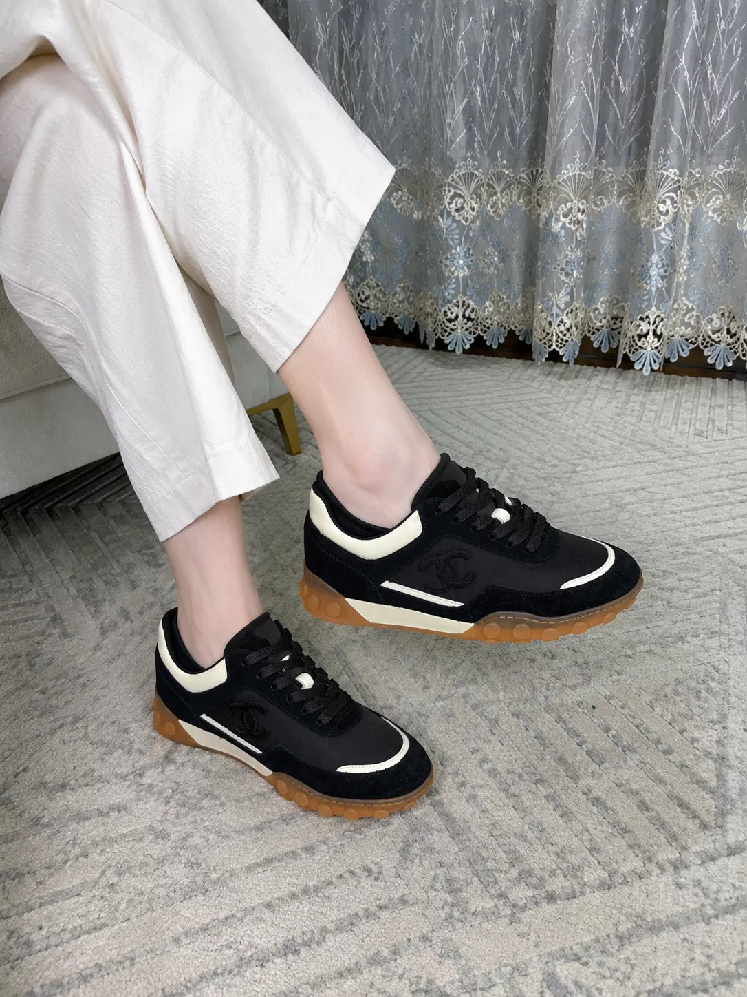 26s 焦糖底黑色拼色餅乾鞋｜麂皮帆布休閒鞋 女35–40