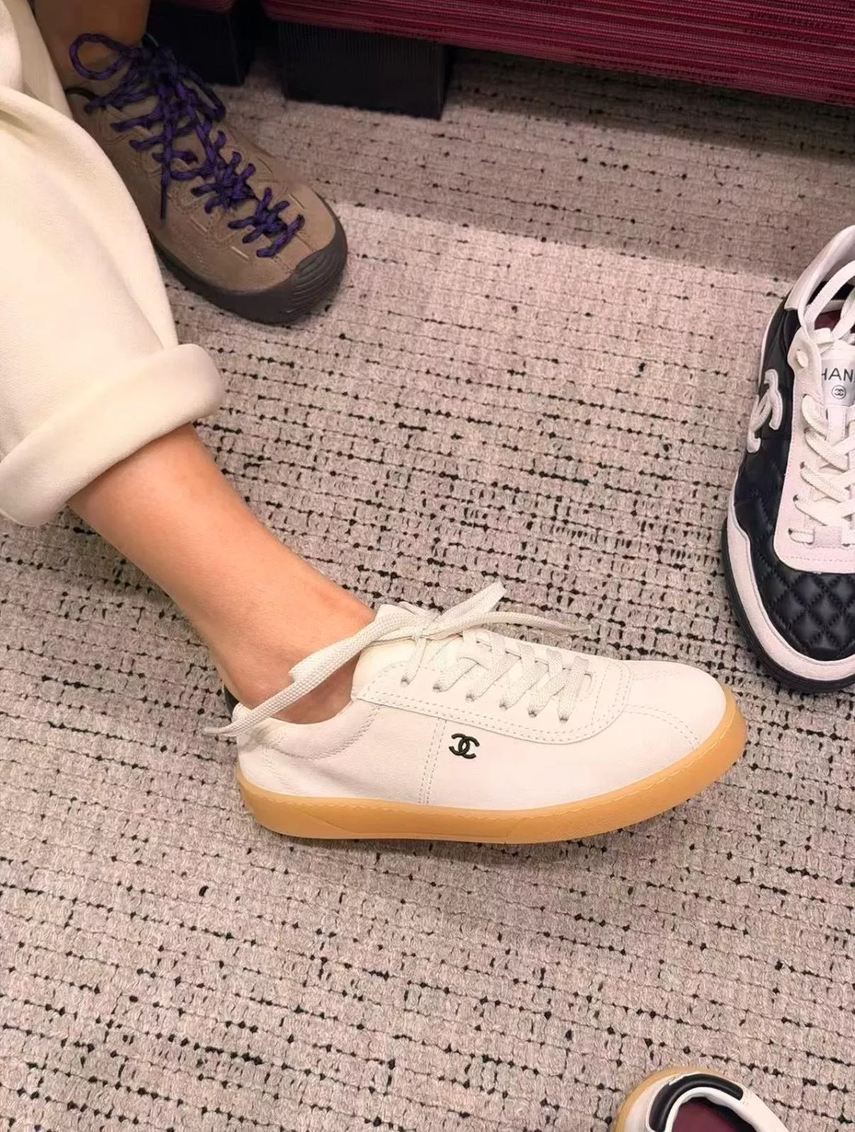 26S 焦糖底 白色麂皮德訓鞋｜雙C復古運動鞋 35-40
