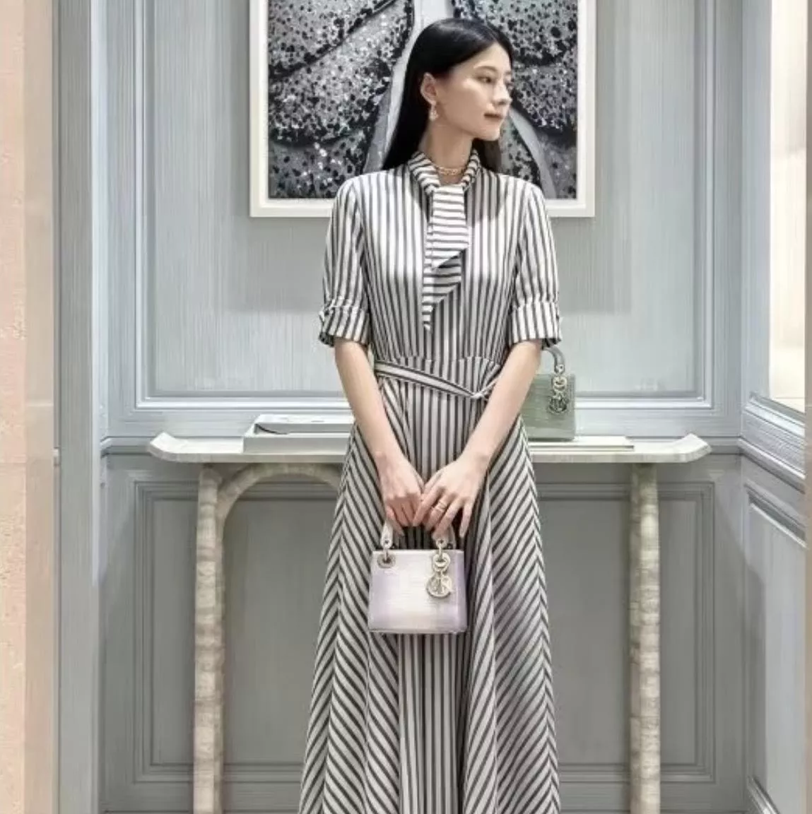 DIOR 灰白直條紋蝴蝶結真絲長洋裝｜七分袖收腰連身裙｜36／38／40／42