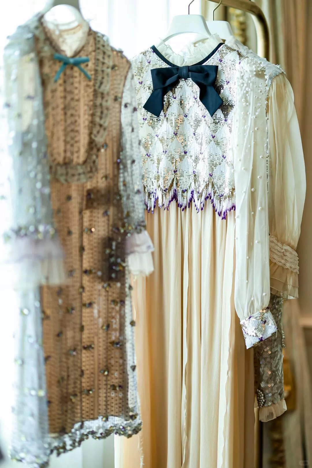 Valentino 全手工珠片流蘇刺繡真絲禮服洋裝 絲絨蝴蝶結泡泡袖長洋裝 36/38/40/42