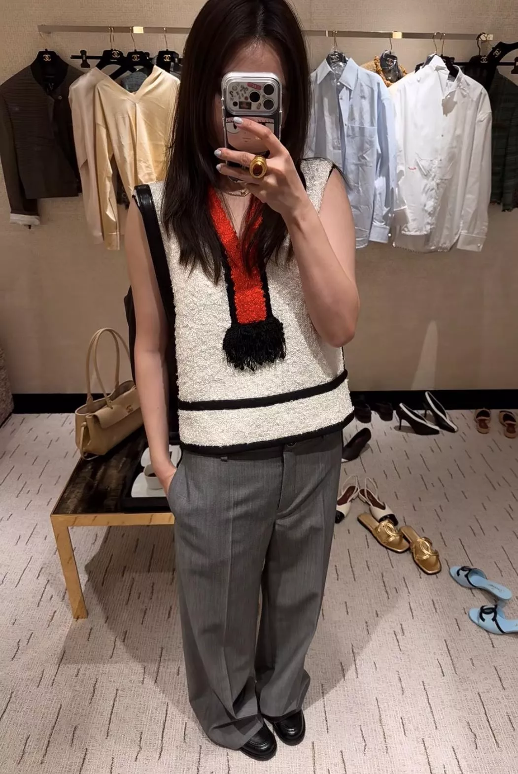 CHANEL 奶白色紅黑撞色流蘇花呢針織背心 無袖上衣 36/38/40
