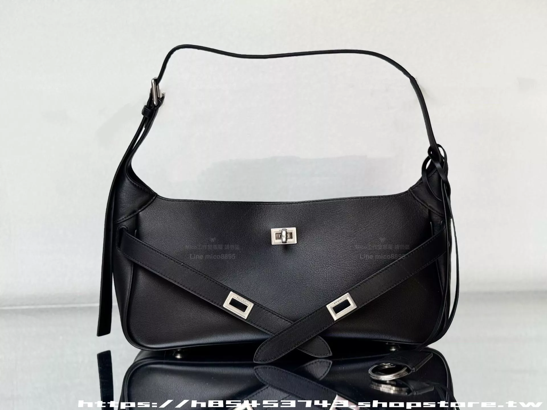 Bel Air Hobo Bag｜黑色銀扣單肩包 35cm
