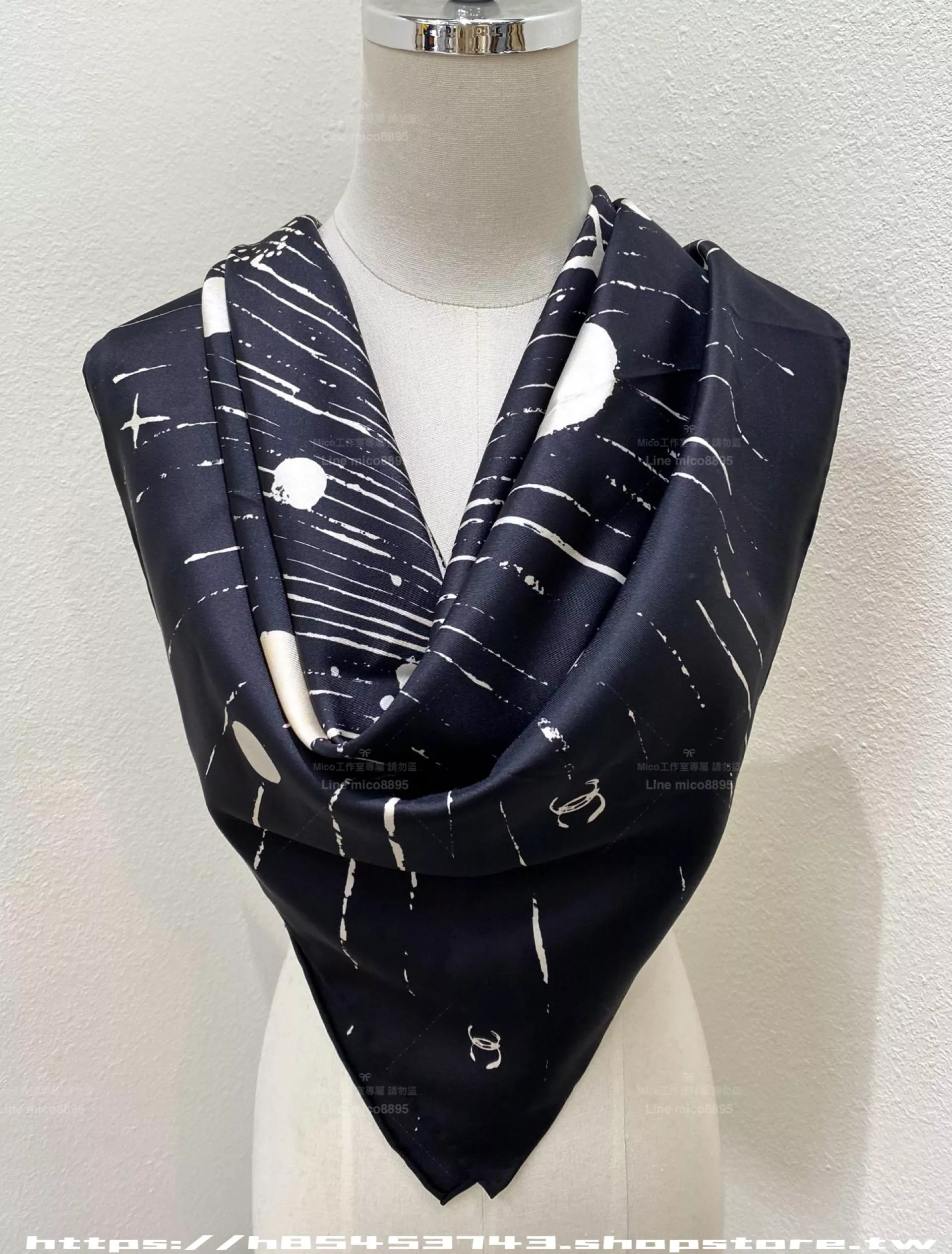 26S《星月方巾》黑色 星月印花真絲方巾｜90×90cm