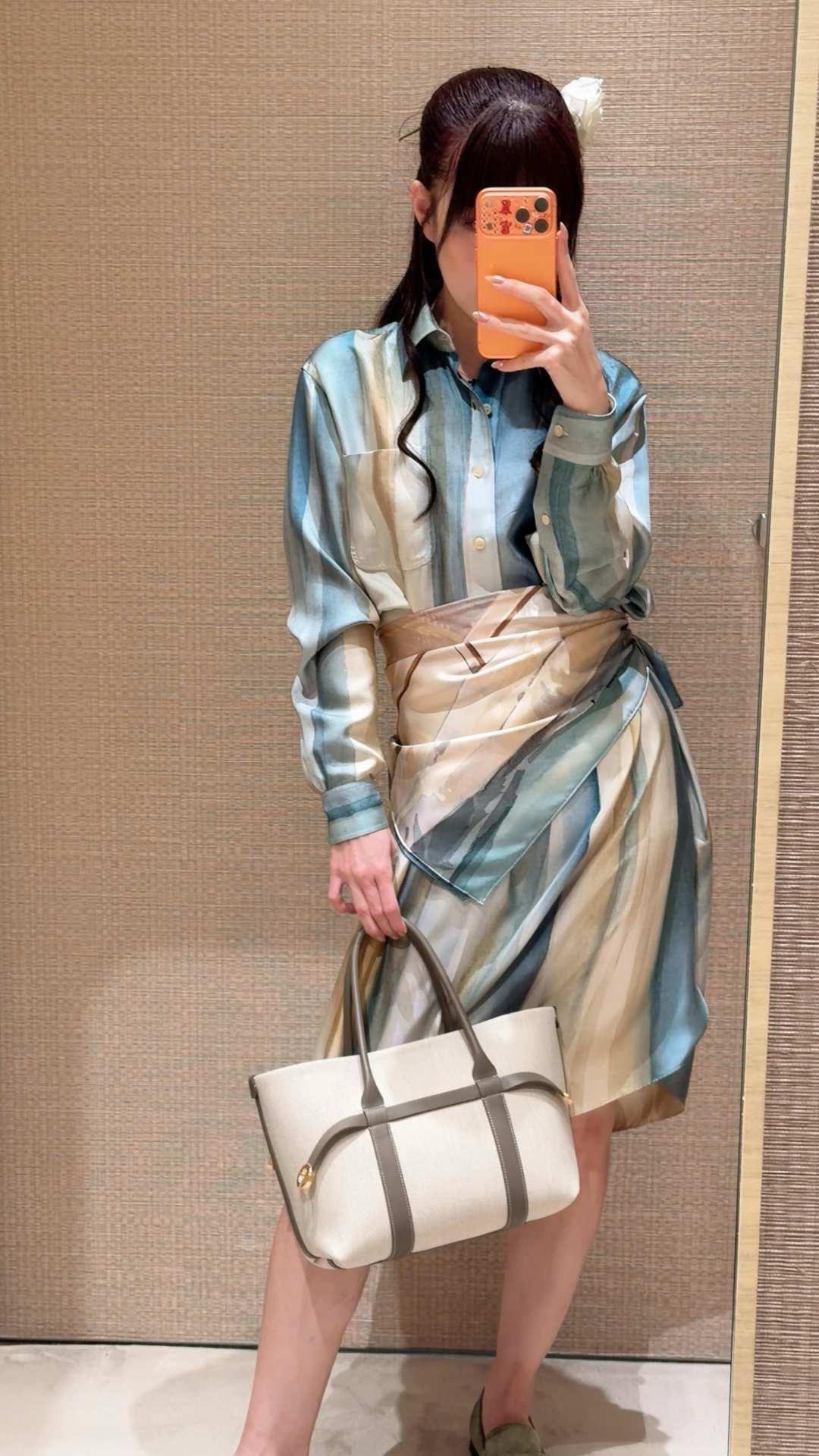 Ghiera Shopper 小號手袋｜大象灰拼自然色 28cm