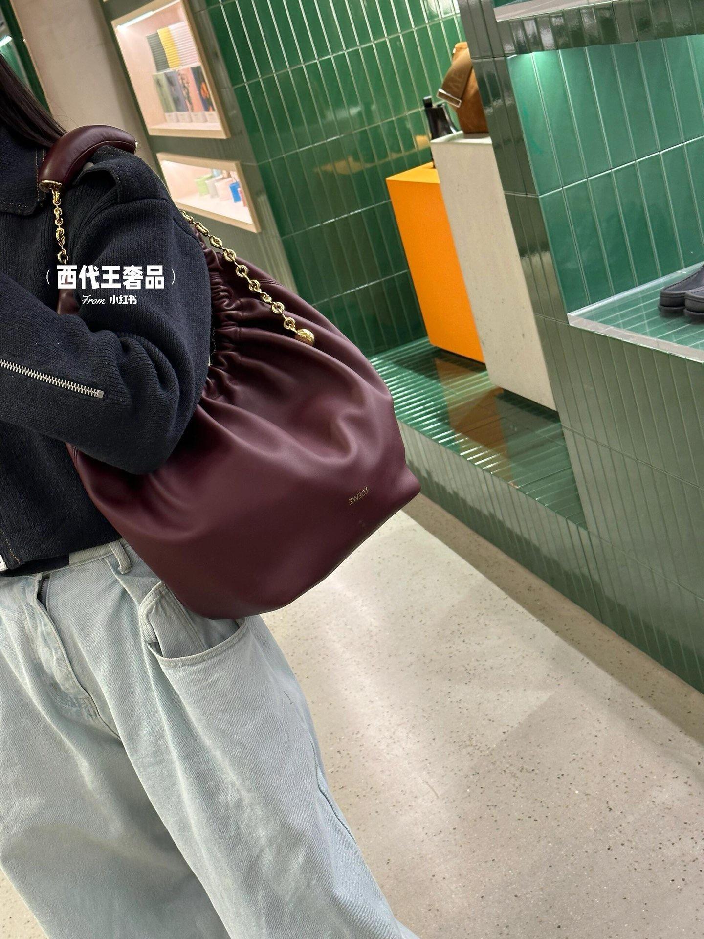 酒紅/小羊皮 Small Squeeze bag in mellow nappa lambskin