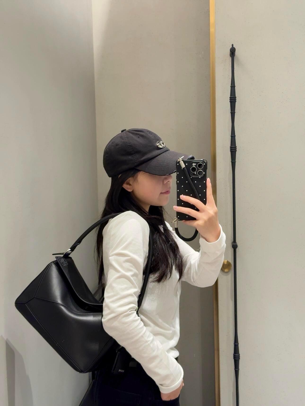 黑色｜小羊皮｜29cm ｜ Medium Featherlight Puzzle bag