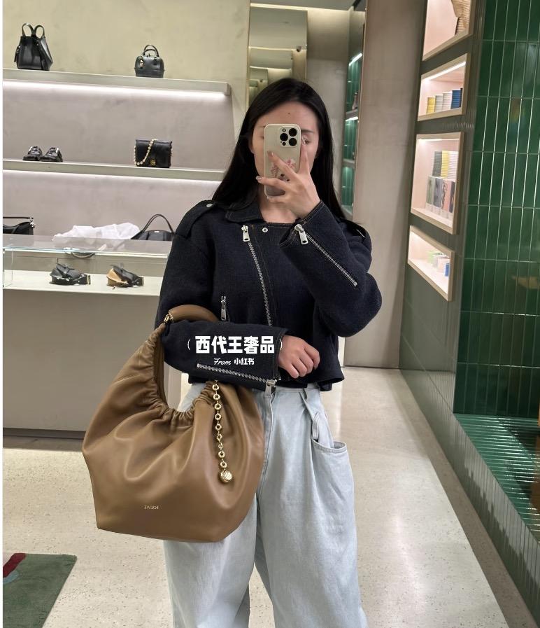 Medium 中號 Squeeze bag 抓皺雲朵包/肩背包 小羊皮/棕色 束口Hobo包