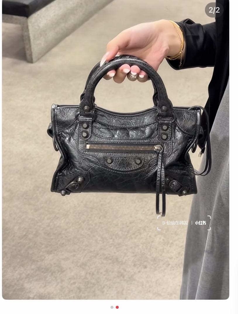 黑色/黑釦｜Arena 爆裂小羊皮｜Le City bag Small 機車包｜30cm