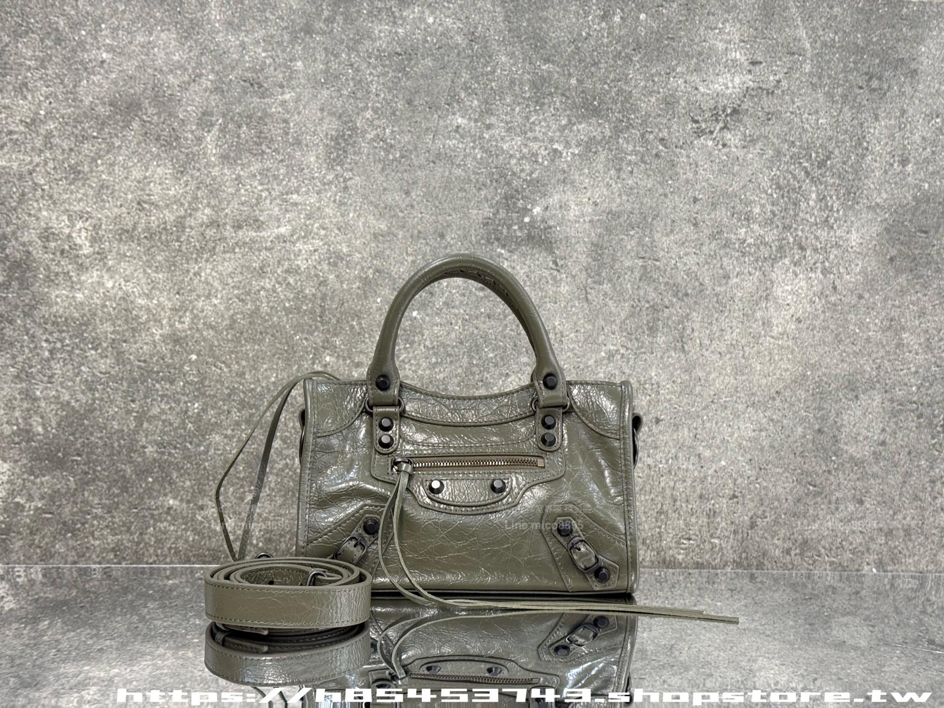 24s版本｜軍綠色/黑釦 Arena 爆裂小羊皮｜Le City bag Mini機車包｜24cm