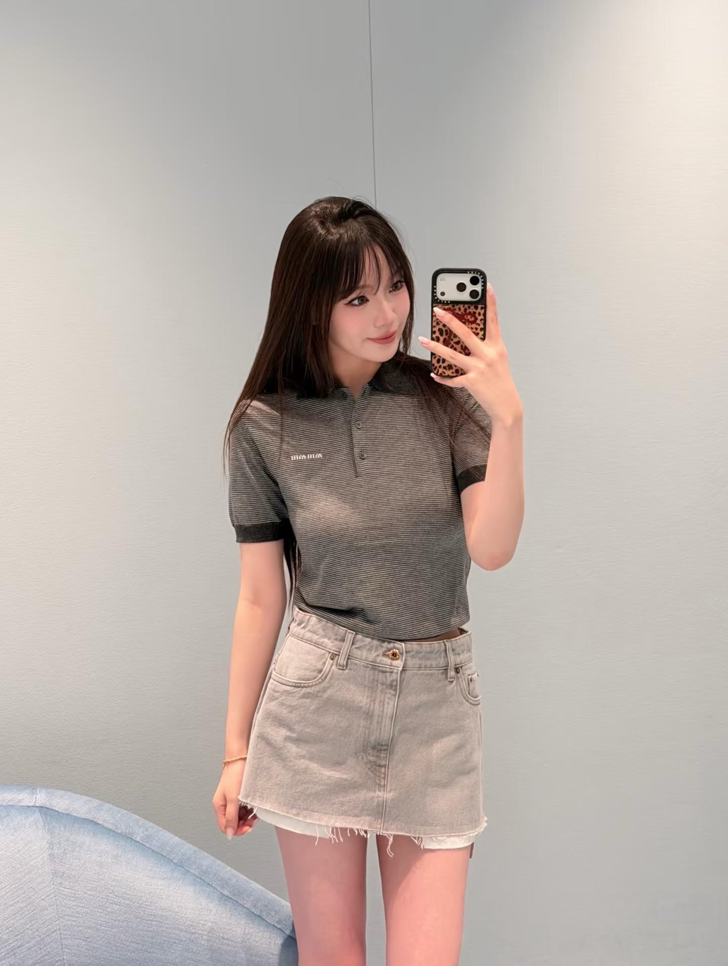 Miu Miu 撞色條紋針織 Polo 短袖｜S／M／L