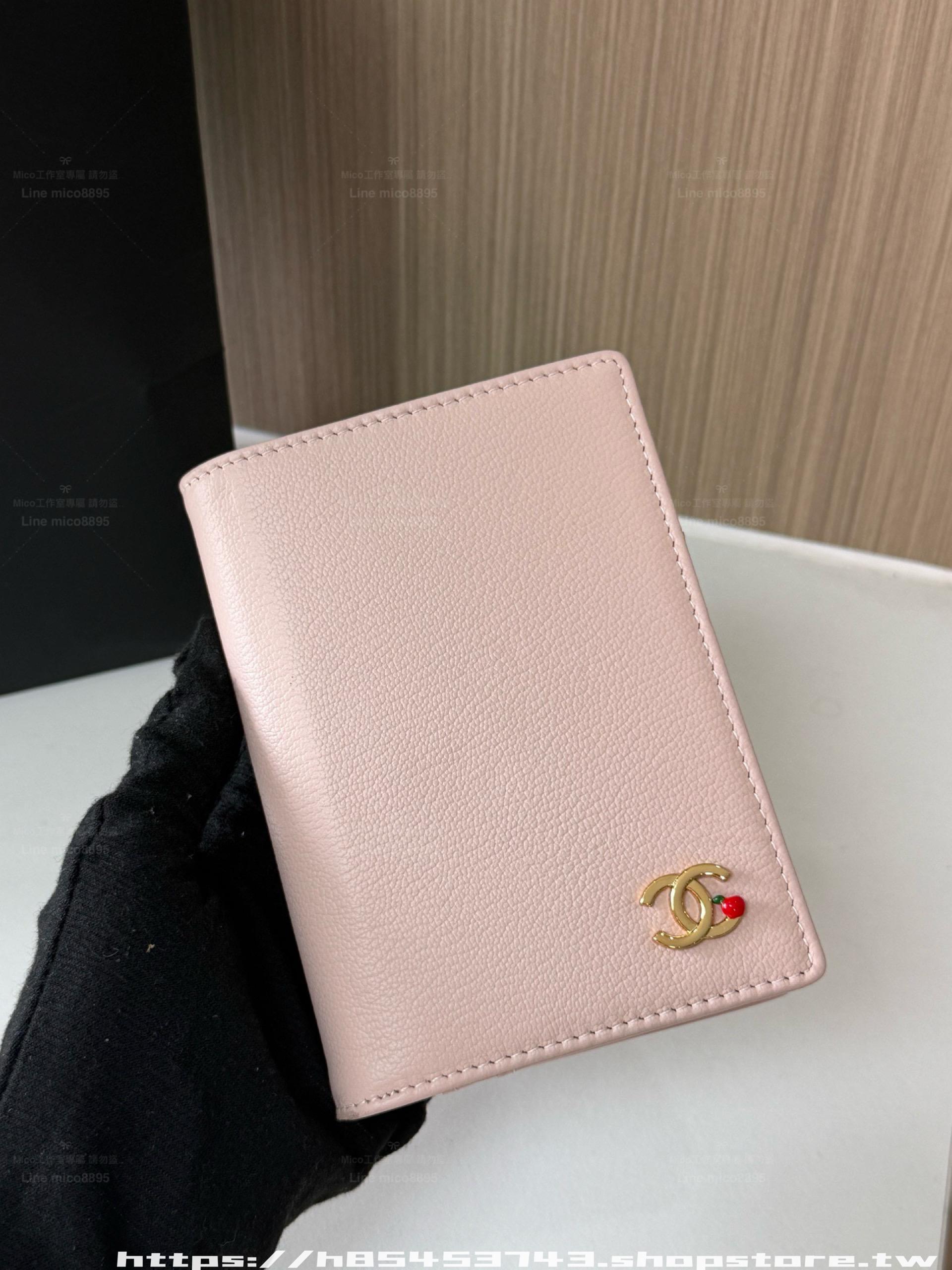 粉色｜粒紋牛皮｜26A高級手工坊護照夾｜15cm