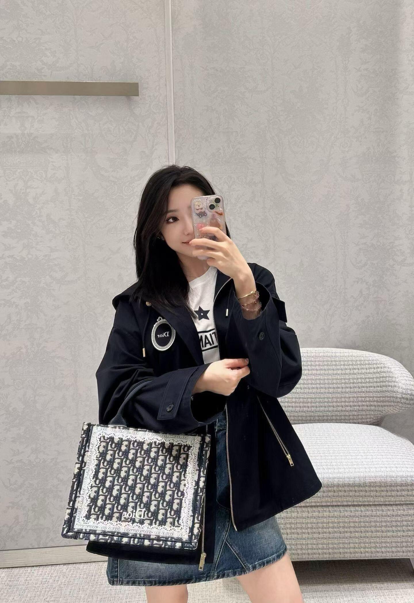DIOR 26S 藏藍色 洛可可徽章刺繡連帽外套｜36／38／40／42