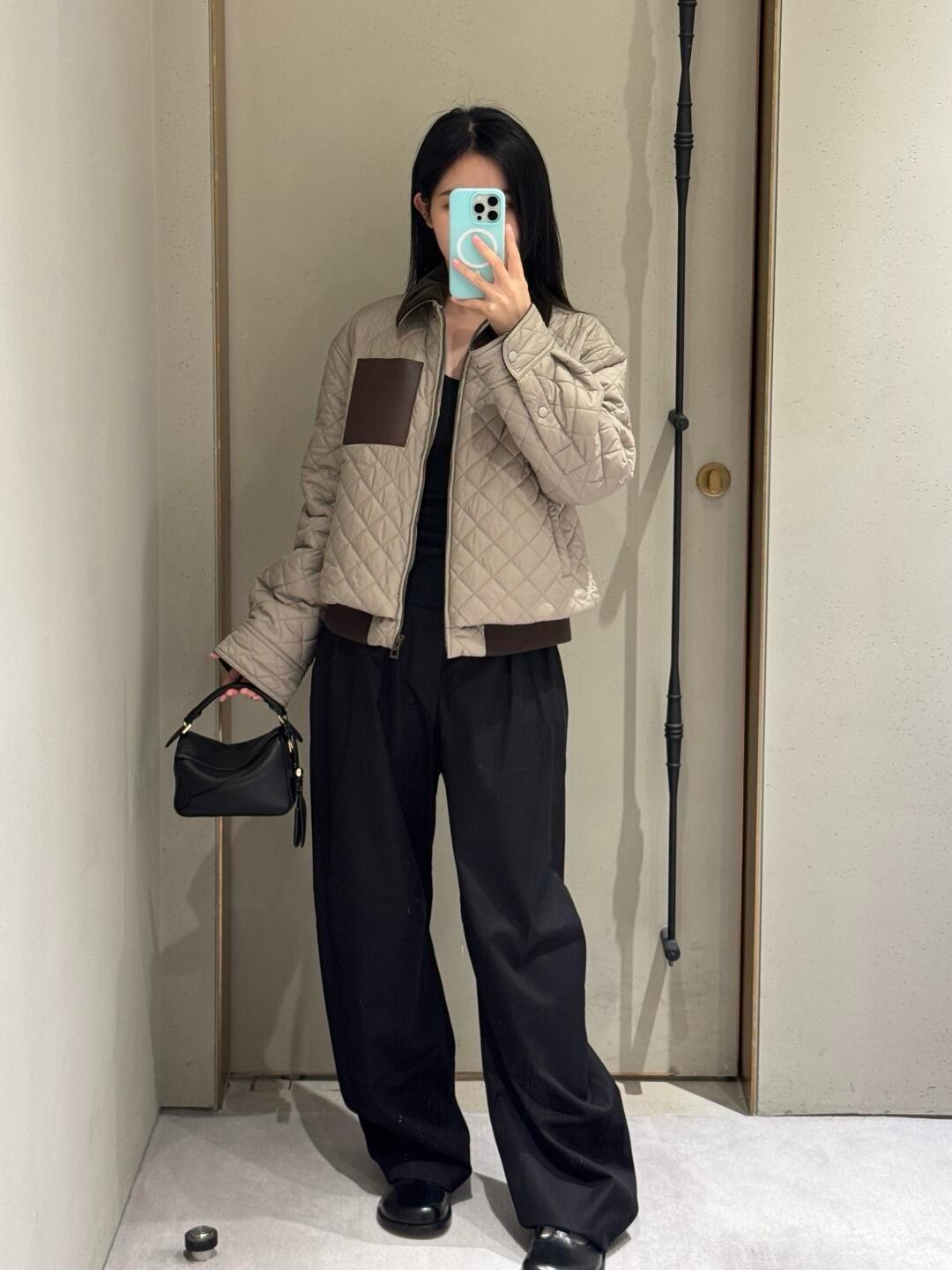 LOEWE 26S 菱格絎縫拼色短款棉服外套｜36／38／40／42