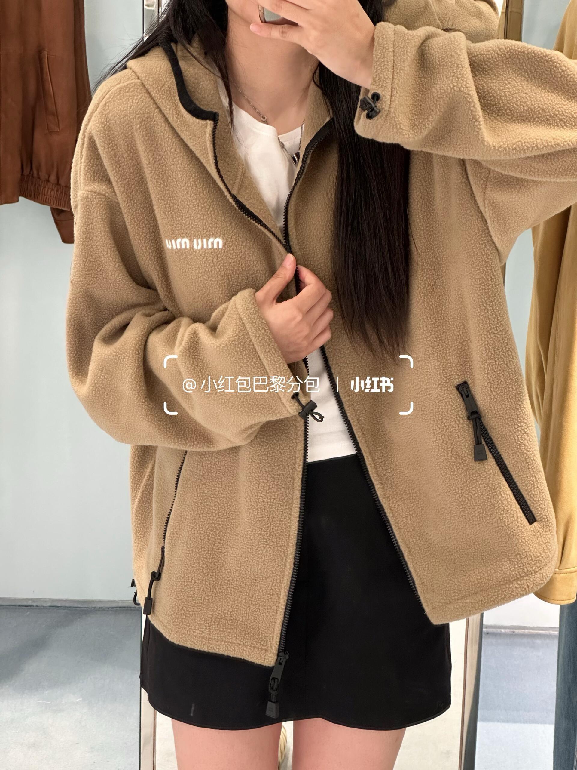 MIU MIU 26S 抽繩搖粒絨連帽寬鬆外套｜36／38／40／42