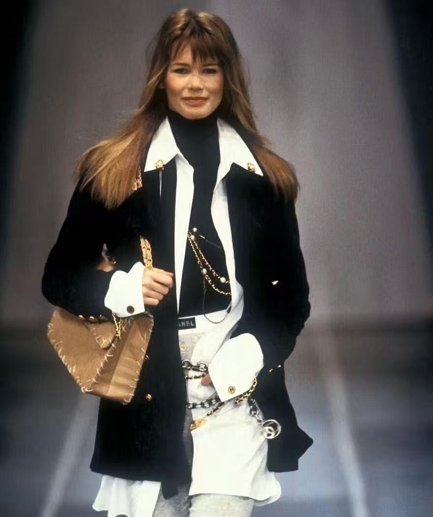 CHANEL 90S Vintage 中古款天鵝絨翻領西裝外套｜36／38／40／42
