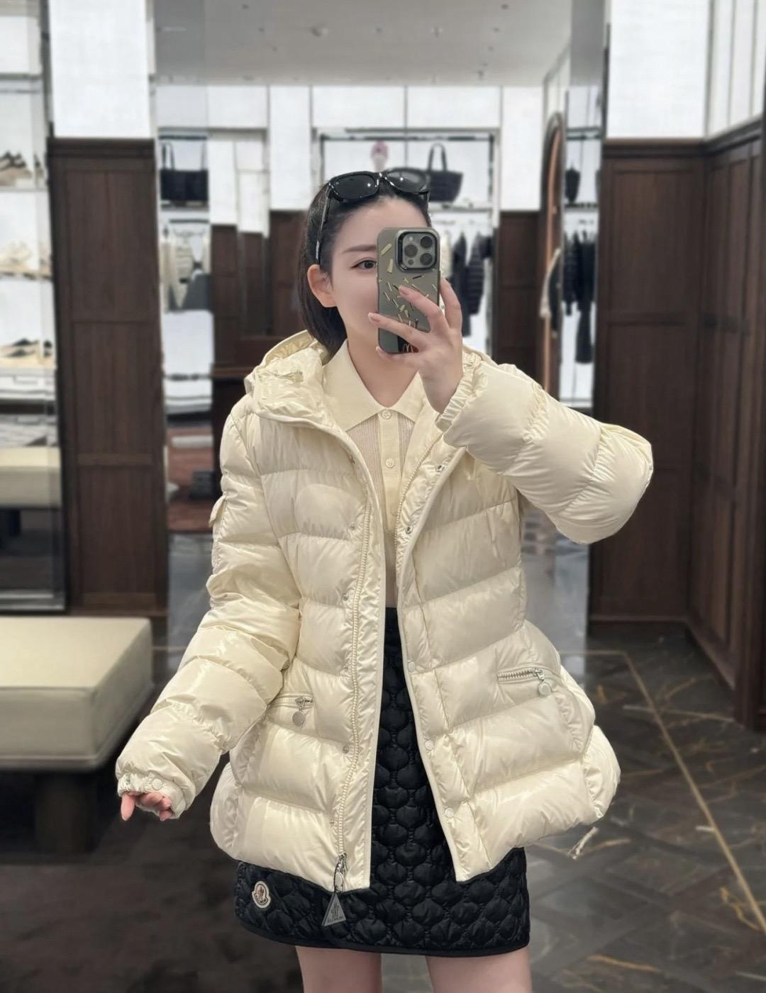 MONCLER 象牙白 Barante 女款收腰連帽羽絨服｜0／1／2／3