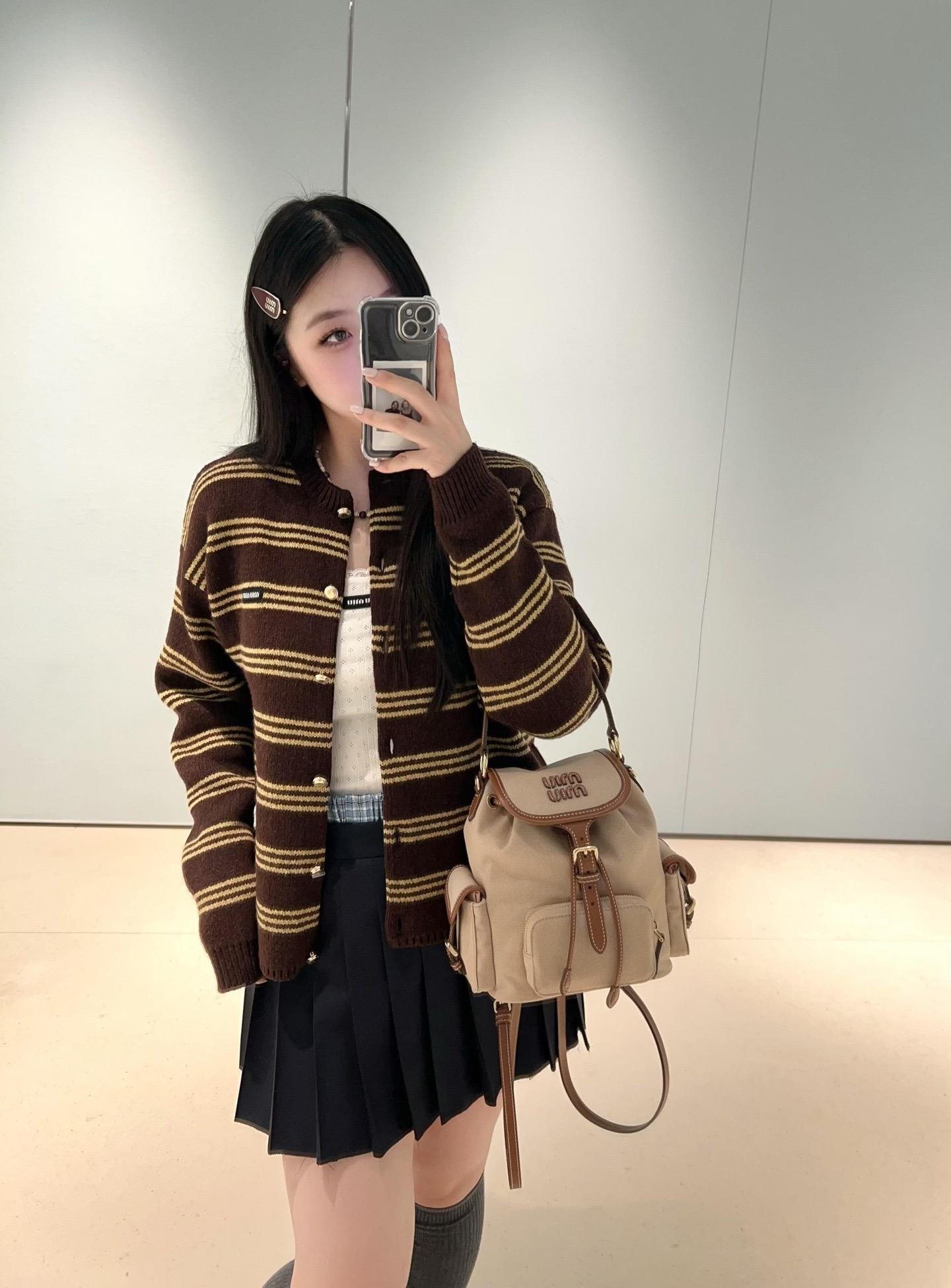 MIU MIU 條紋金扣羊毛羊絨針織開衫｜36／38／40