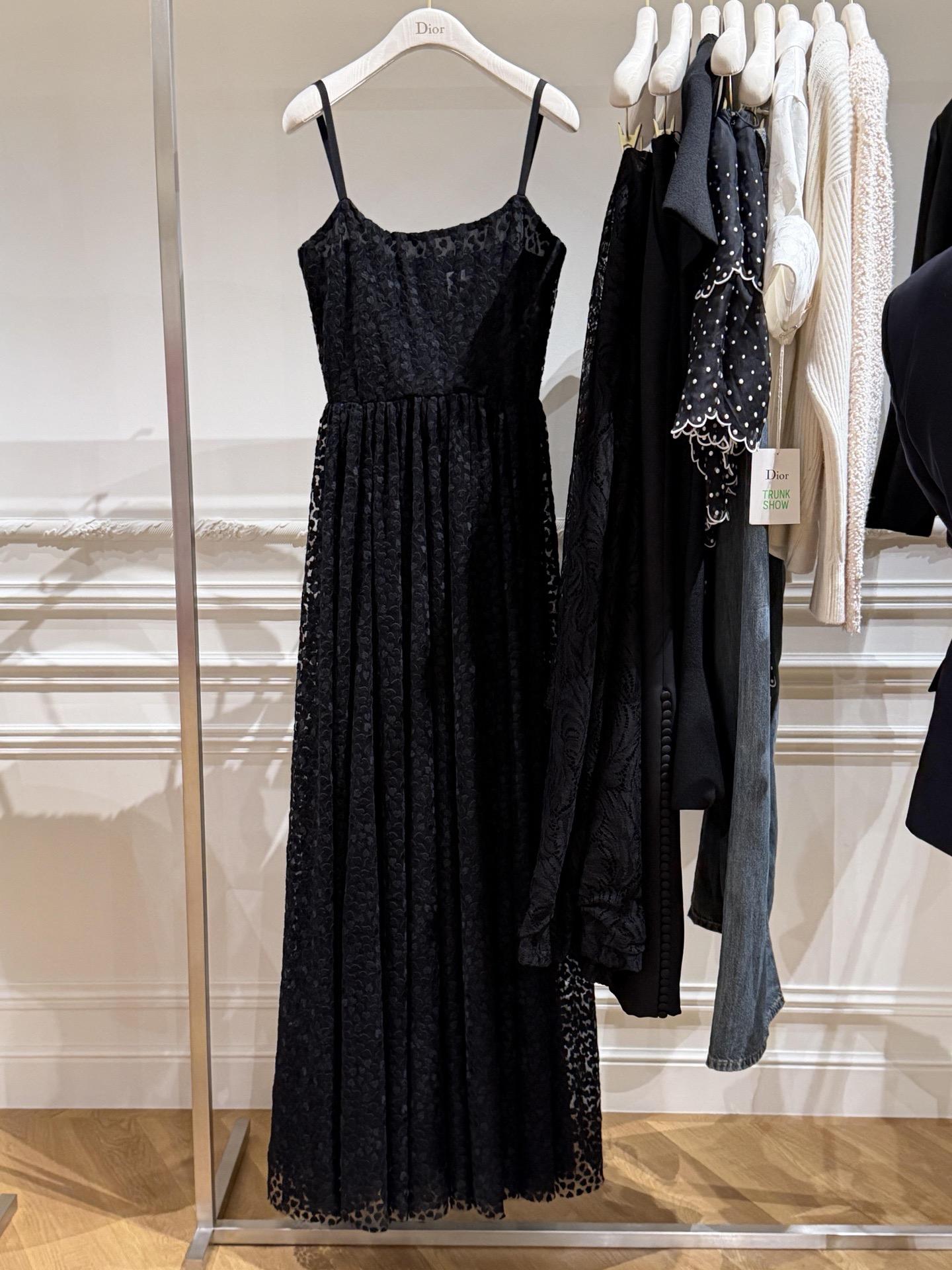 DIOR 26S 立體愛心提花重工蕾絲拼接真絲吊帶長洋裝｜36／38／40／42