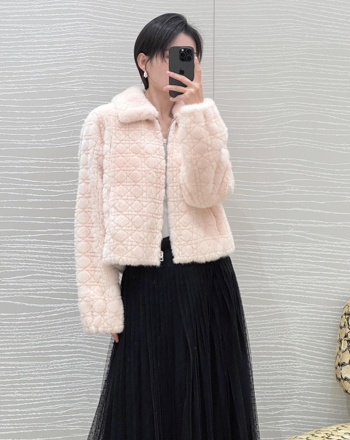 DIOR 26S 淡粉色 藤格紋水貂皮草翻領短版外套｜36／38／40／42