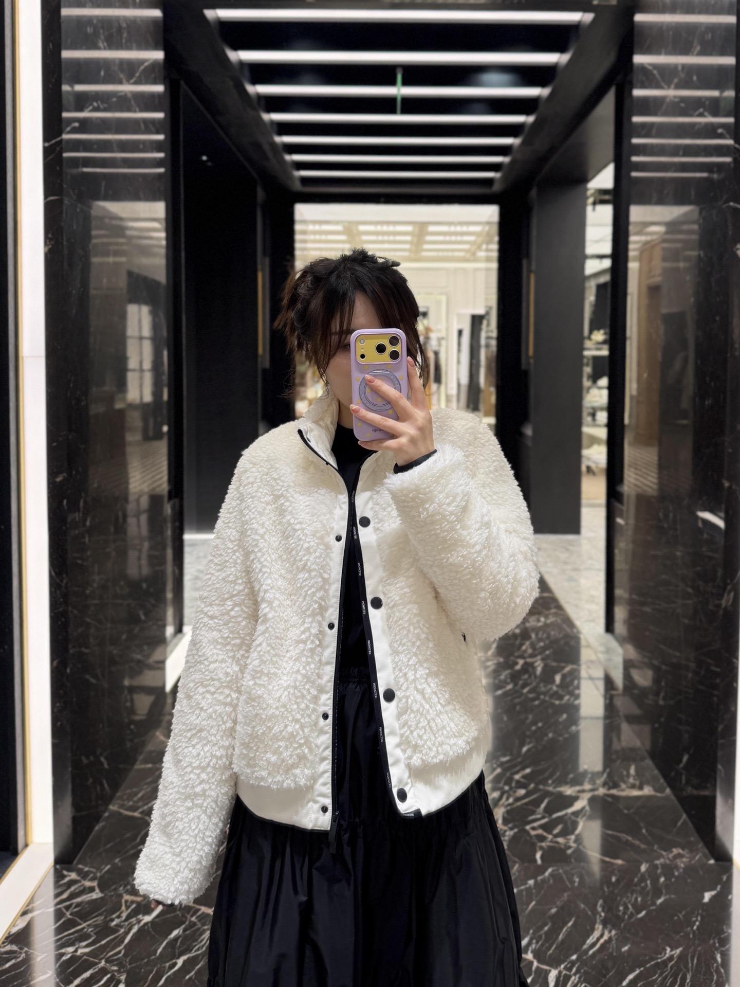 Moncler 26S 徽章刺繡立領抓絨拼接羽絨外套｜36／38／40