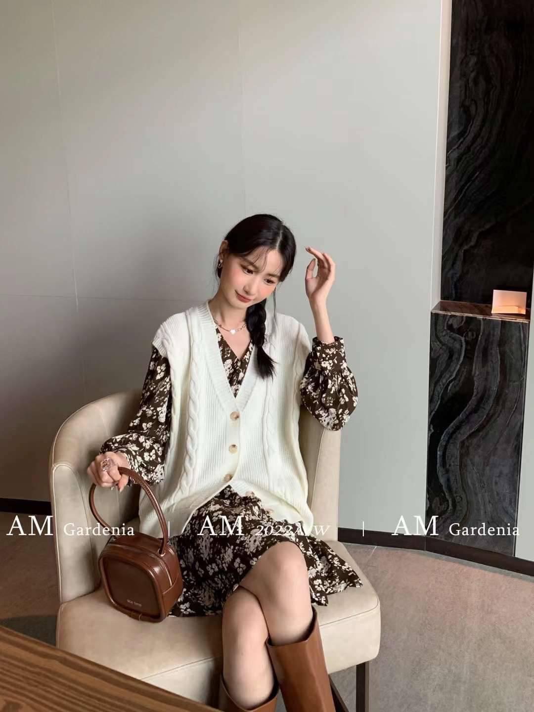 秋系碎花短洋裝