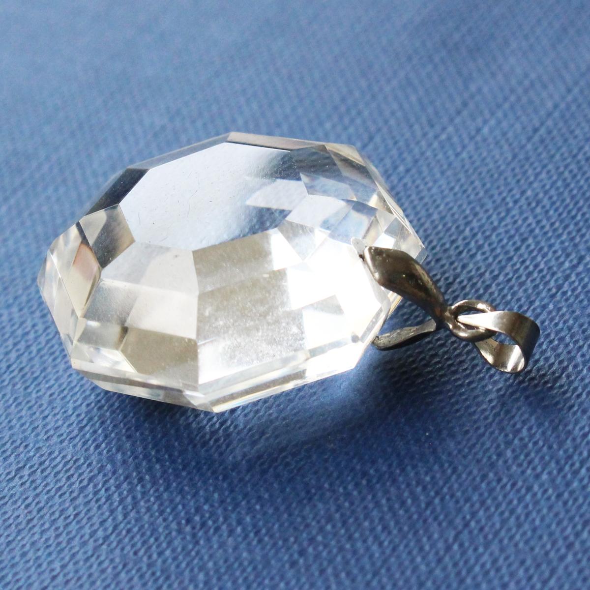 八卦　水晶 楽天市場】水晶 ネックレス 天然石 八卦 太極 易 占い 風水 邪気