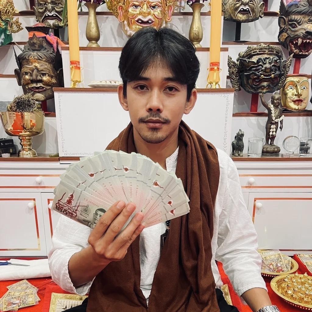 【招財錢母】 阿贊醒 AJSHING 親手畫符加持 招財聚財 招生意旺業績 財運提升 貴人運 錢包收銀台招財錢母