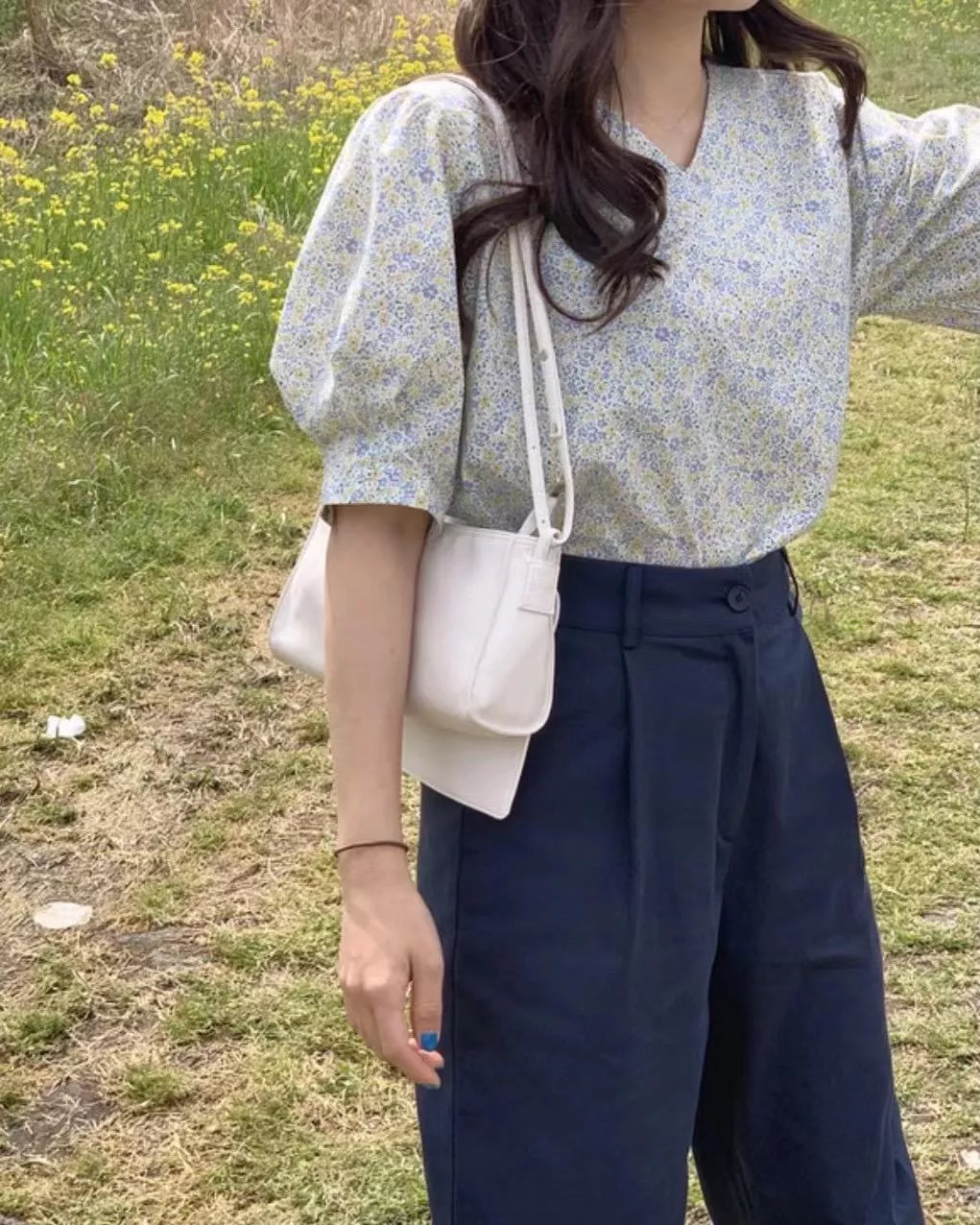 現貨/春暖花開澎袖上衣