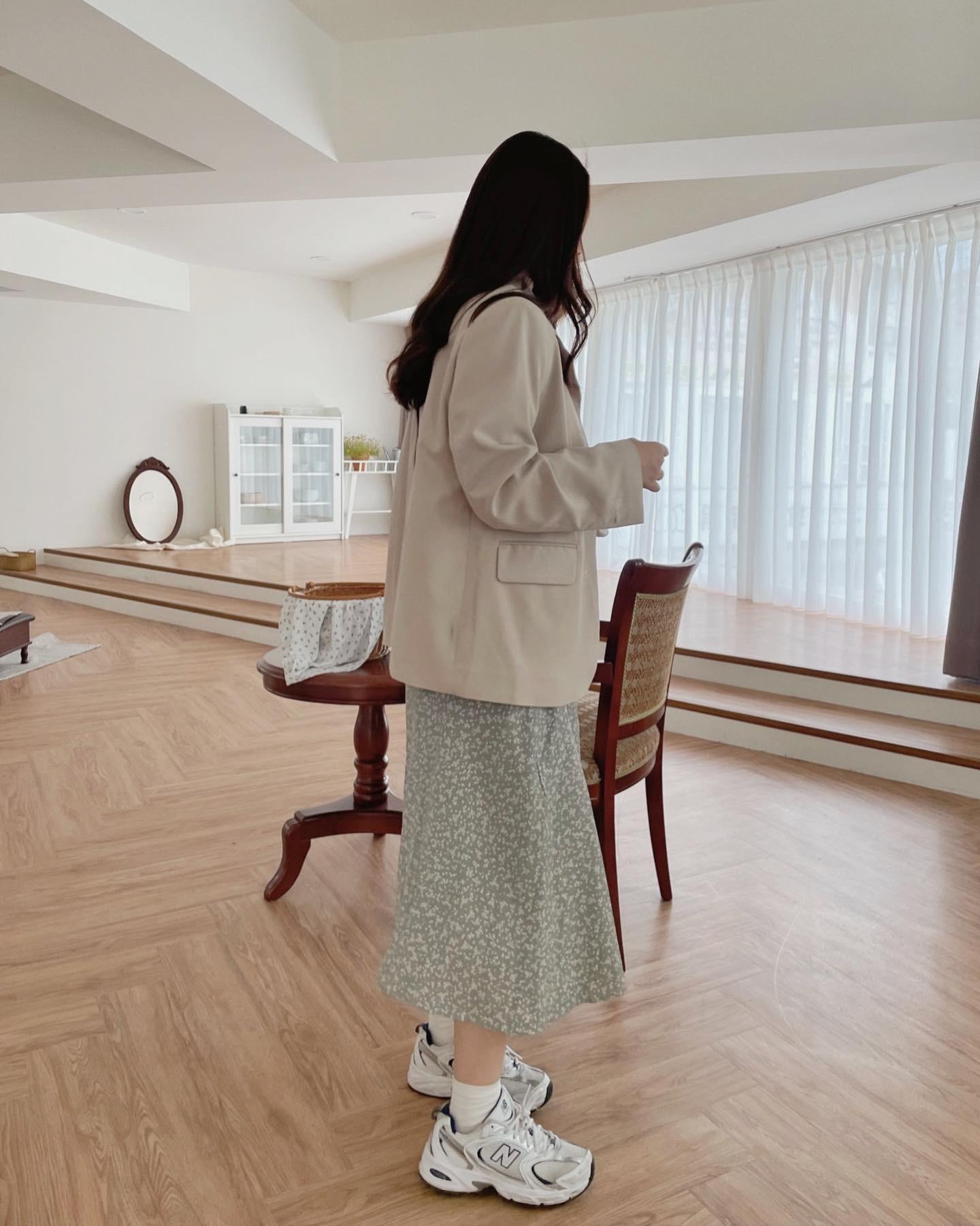 現貨/碎花抓褶洋裝 淺綠色