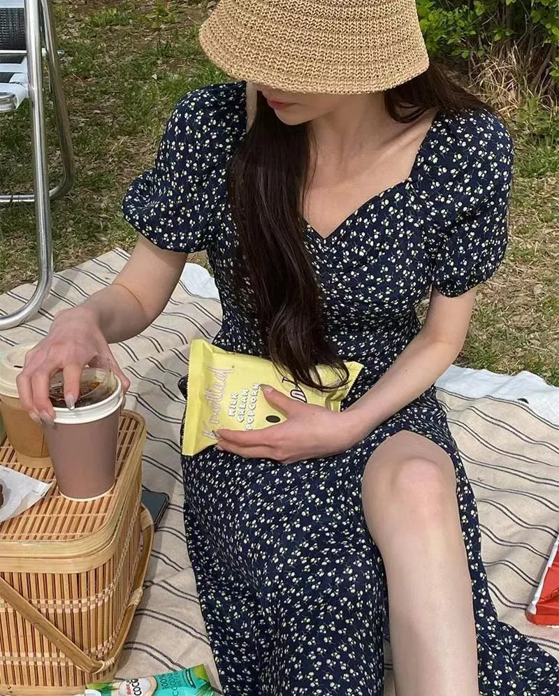 可甜可鹽碎花開衩長洋