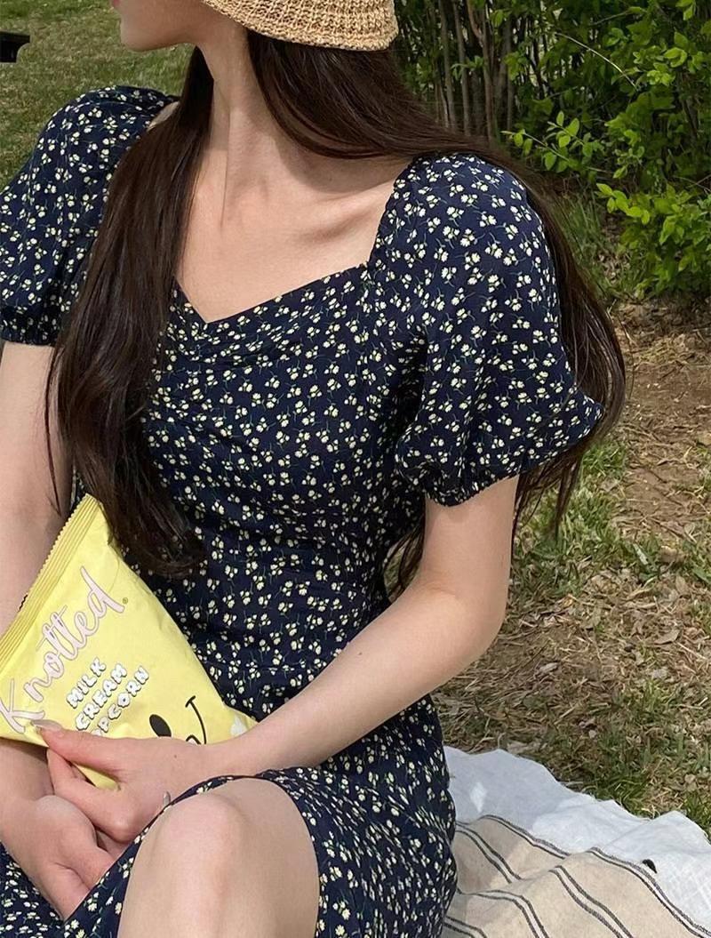 可甜可鹽碎花開衩長洋