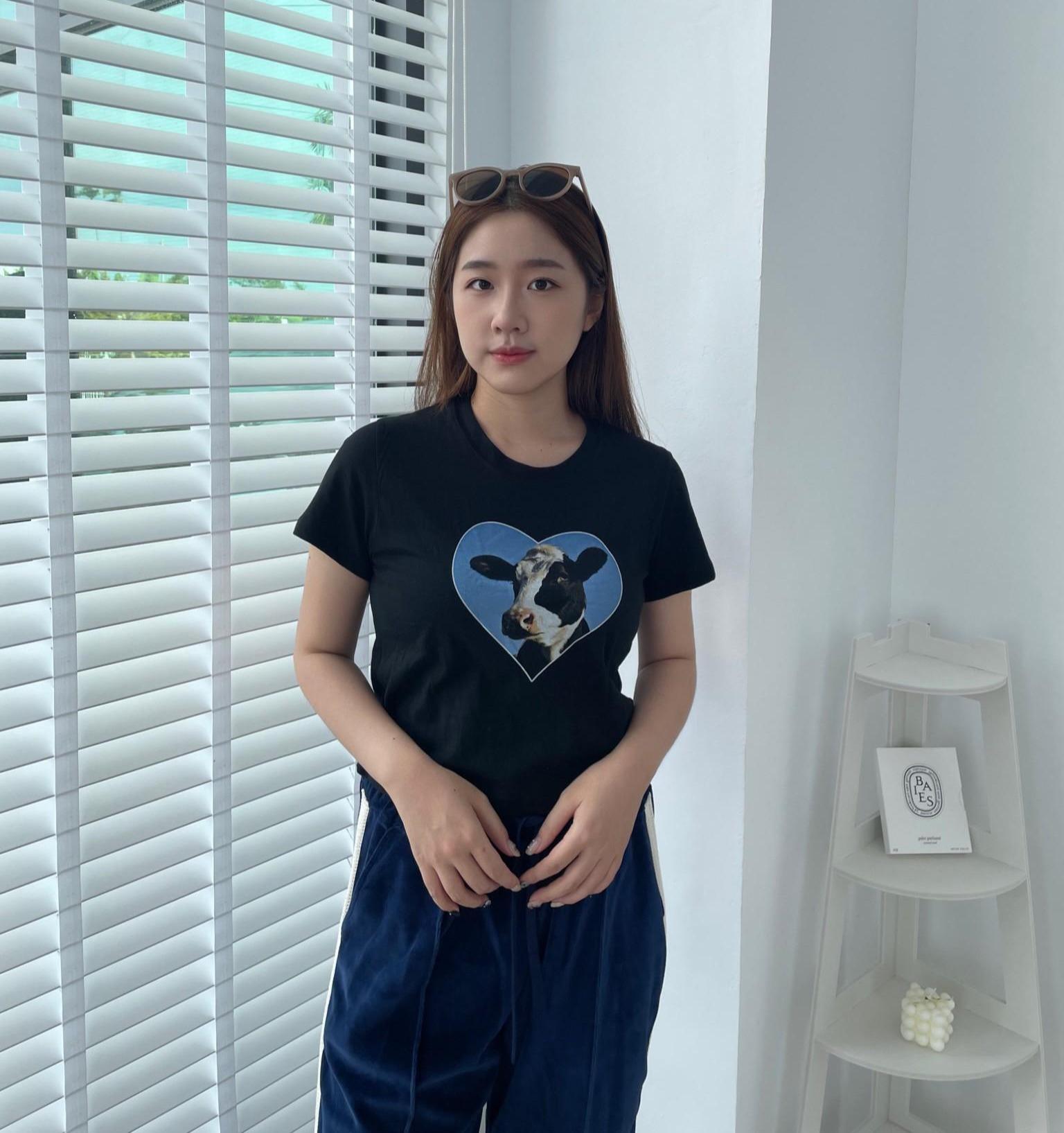 可愛牛牛短版上衣♫