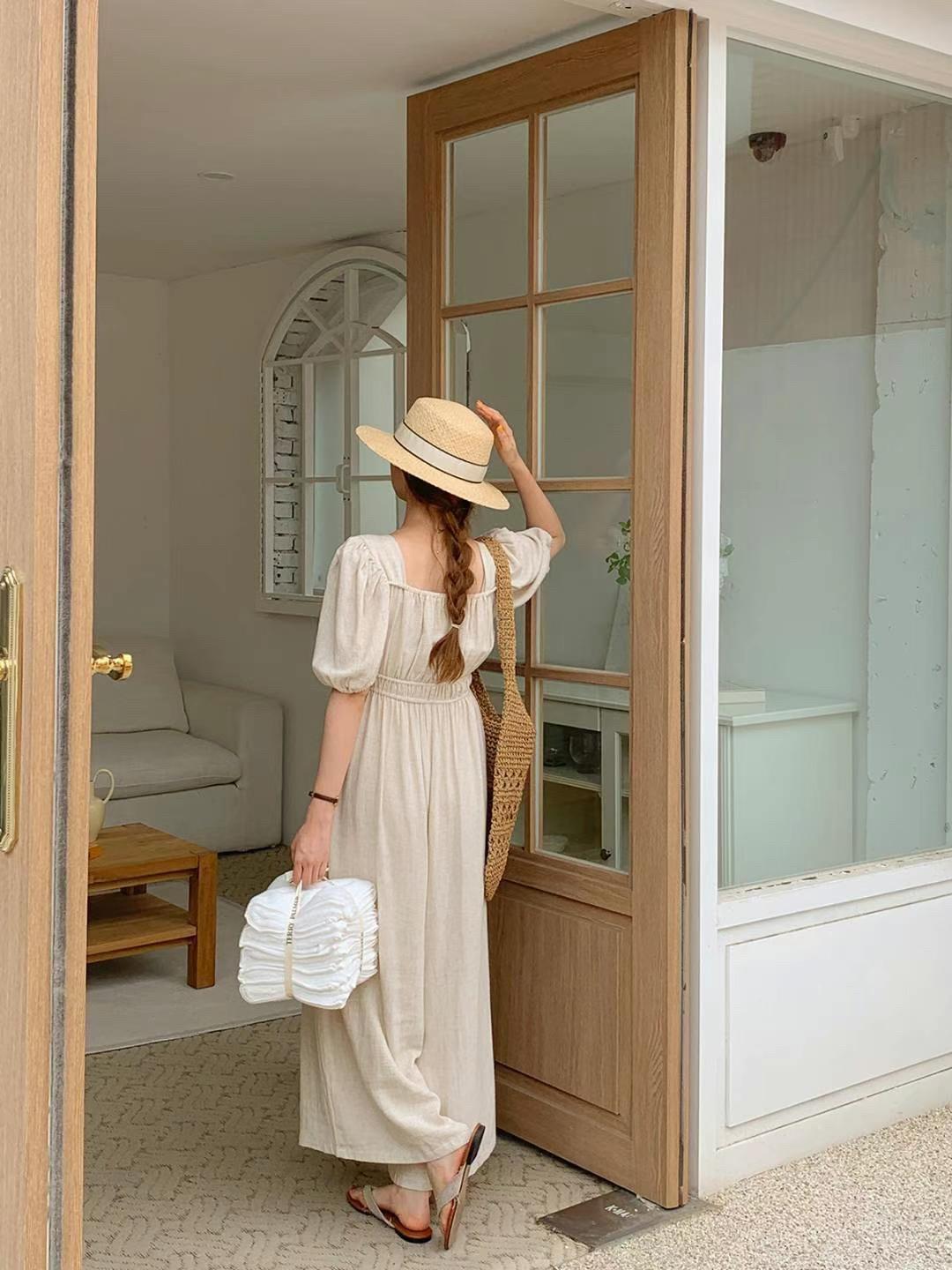 短袖棉麻寬鬆連身褲 杏色