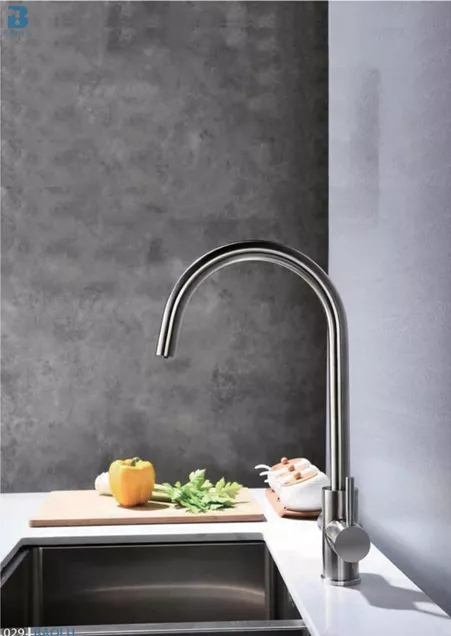 不鏽鋼檯面三用龍頭(冷、熱、飲用水)