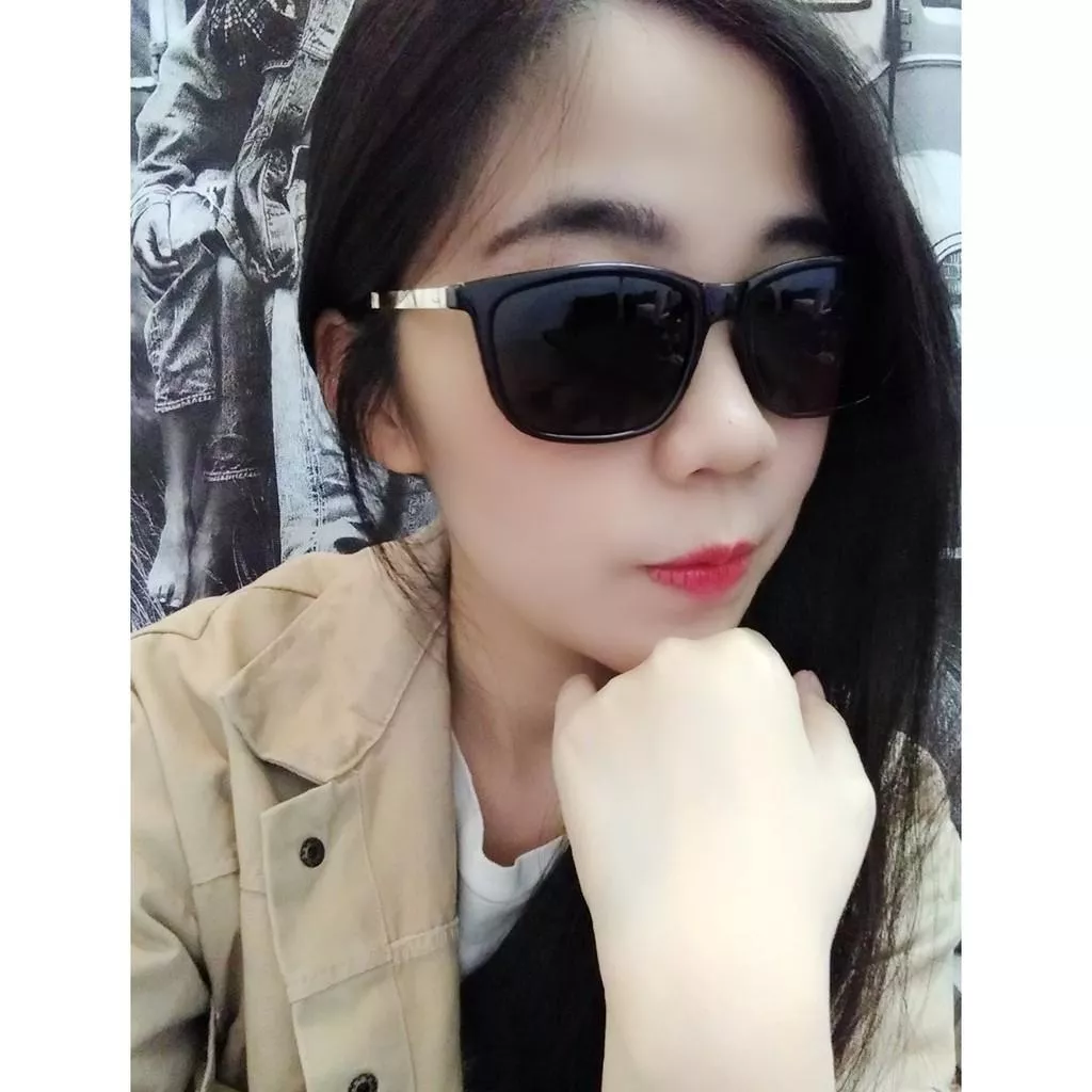 【出清價售完不補】經緯度鐘錶-偏太陽眼鏡專賣店 韓版 超人氣 影星偶像最愛 廣告款 中性男女適用UV400 M007黑