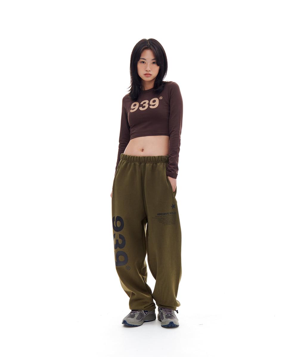 ARCHIVE BOLD 939 LOGO CROP LONG SLEEVE短版上衣