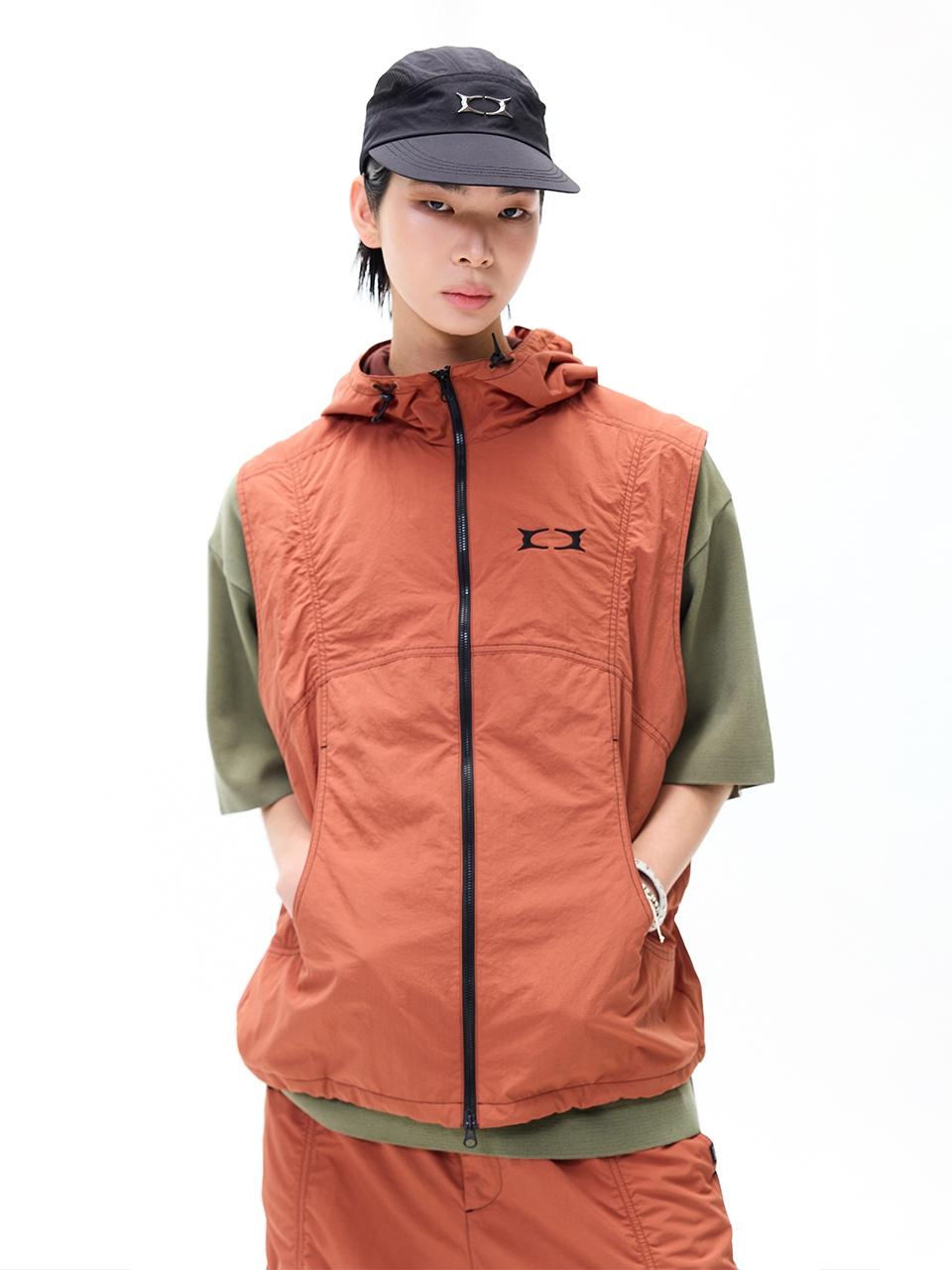 CRITIC GLOSSY HOOD VEST連帽開衫尼龍背心