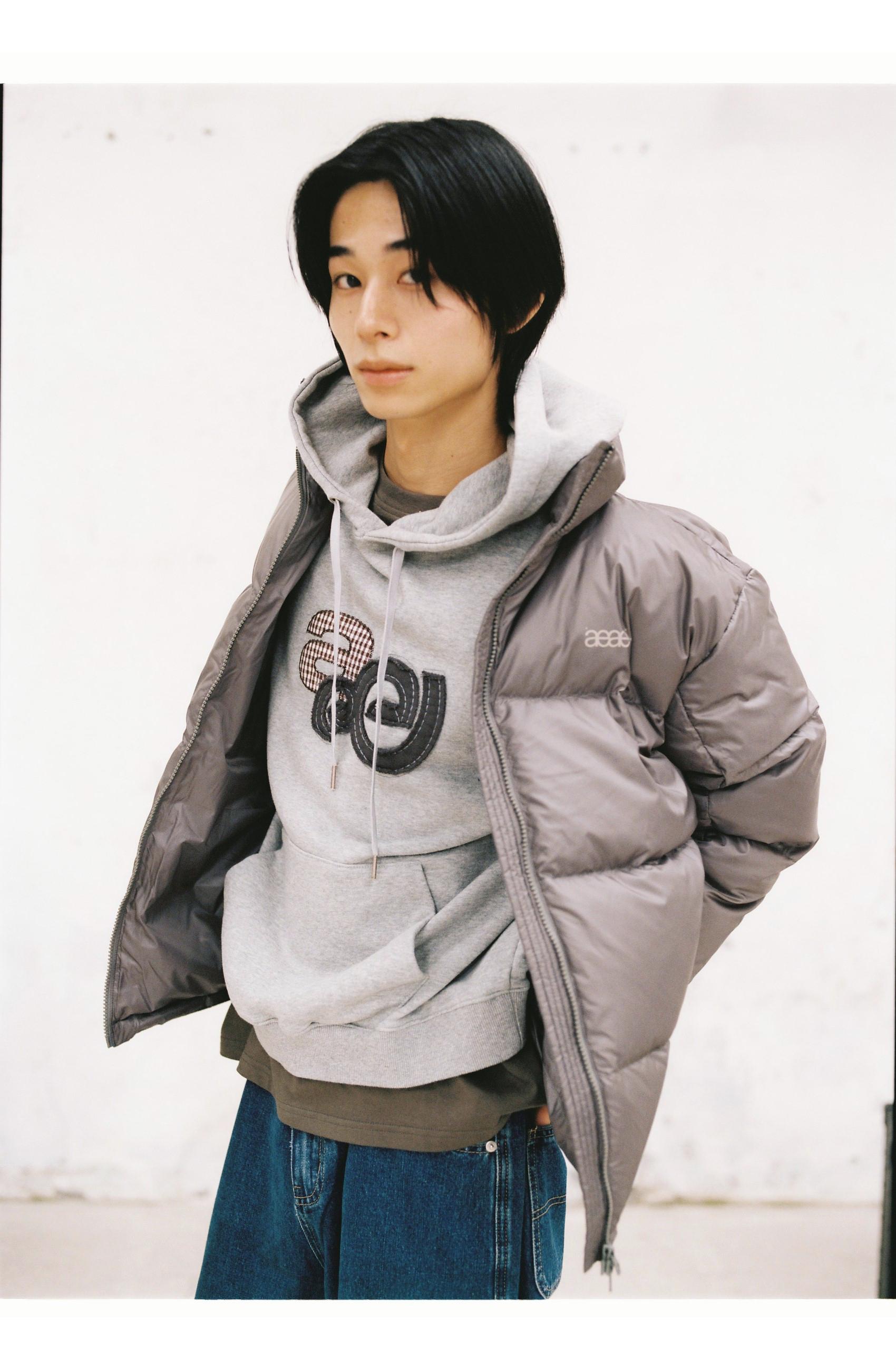 aeae WEB LOGO DOWN JACKET